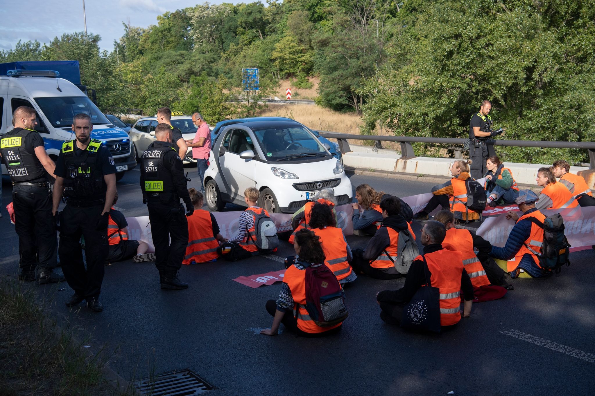 Klimaaktivisten verkünden Stopp der Blockaden in Berlin – vorerst