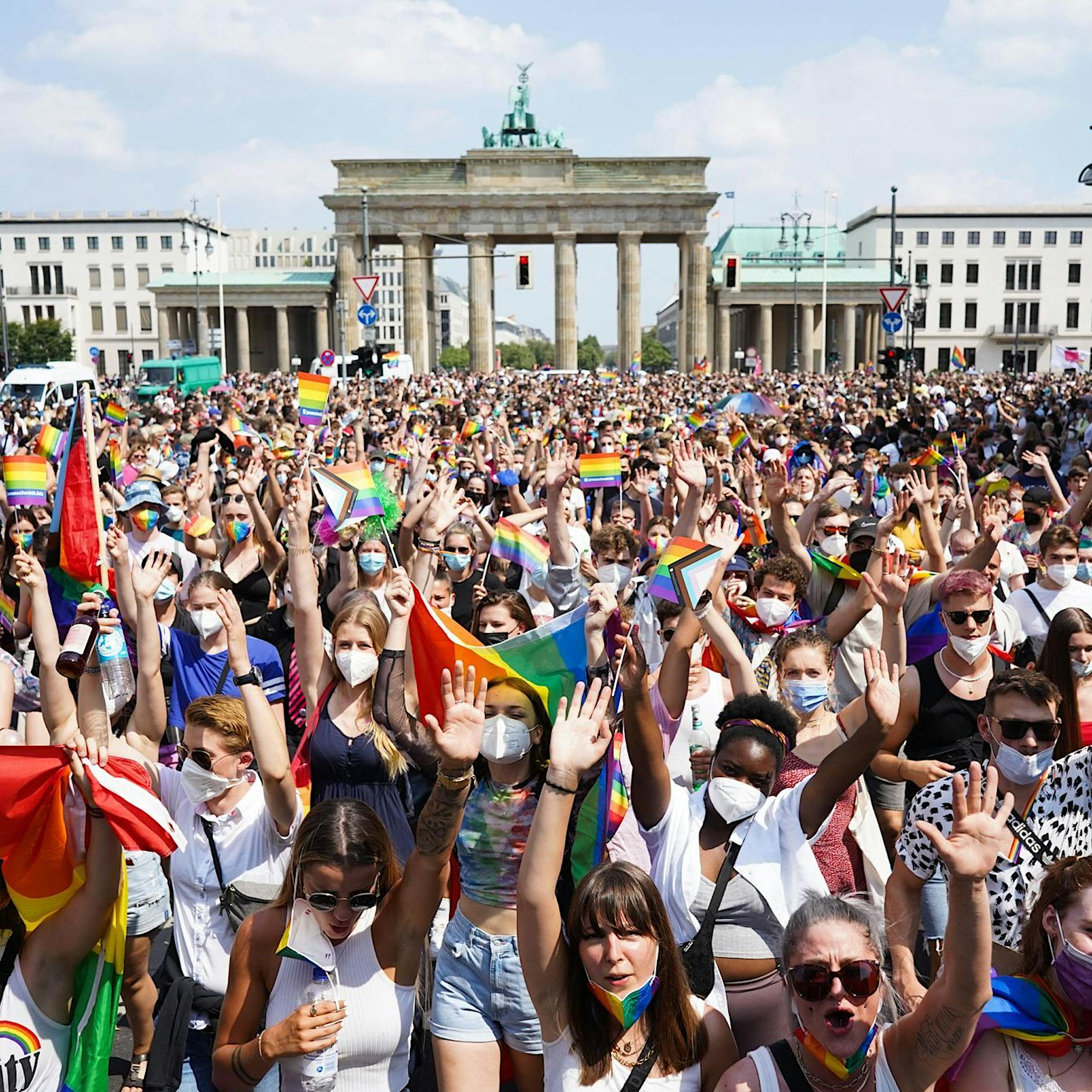 Pride Month in Berlin: Wo wird gefeiert, welche Straßen sind gesperrt?