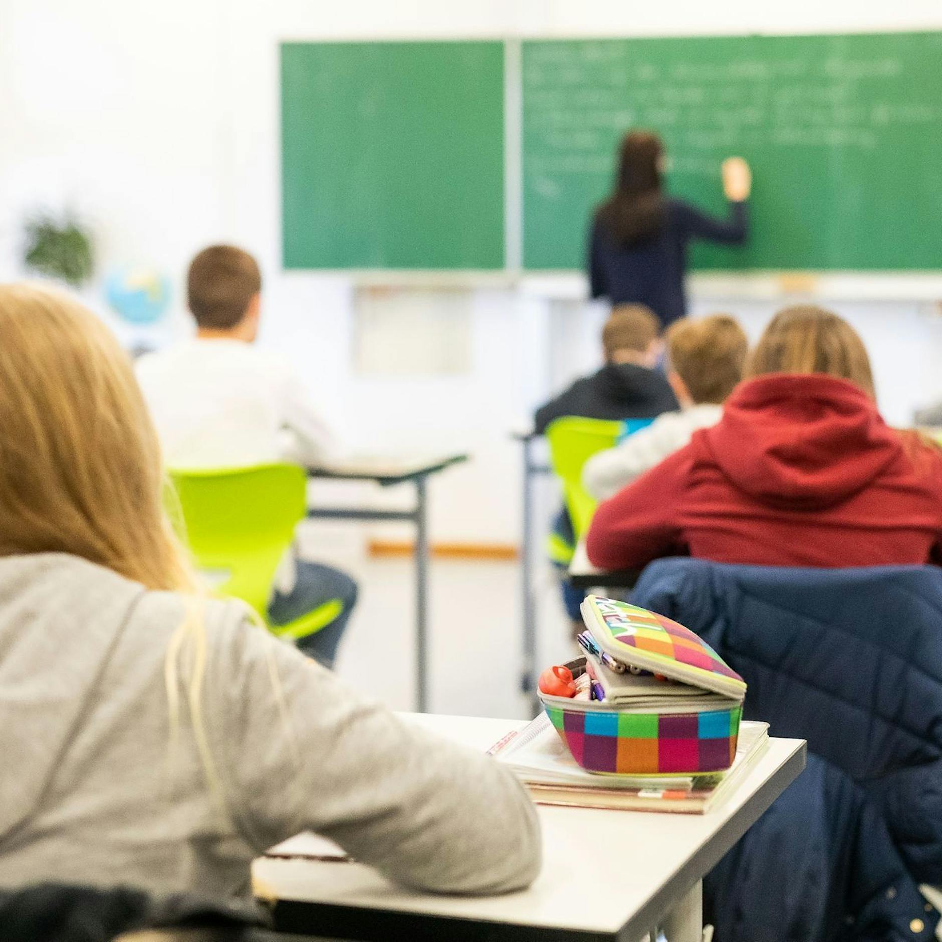 Studie: Fast alle Jugendliche haben schon Corona-Antikörper