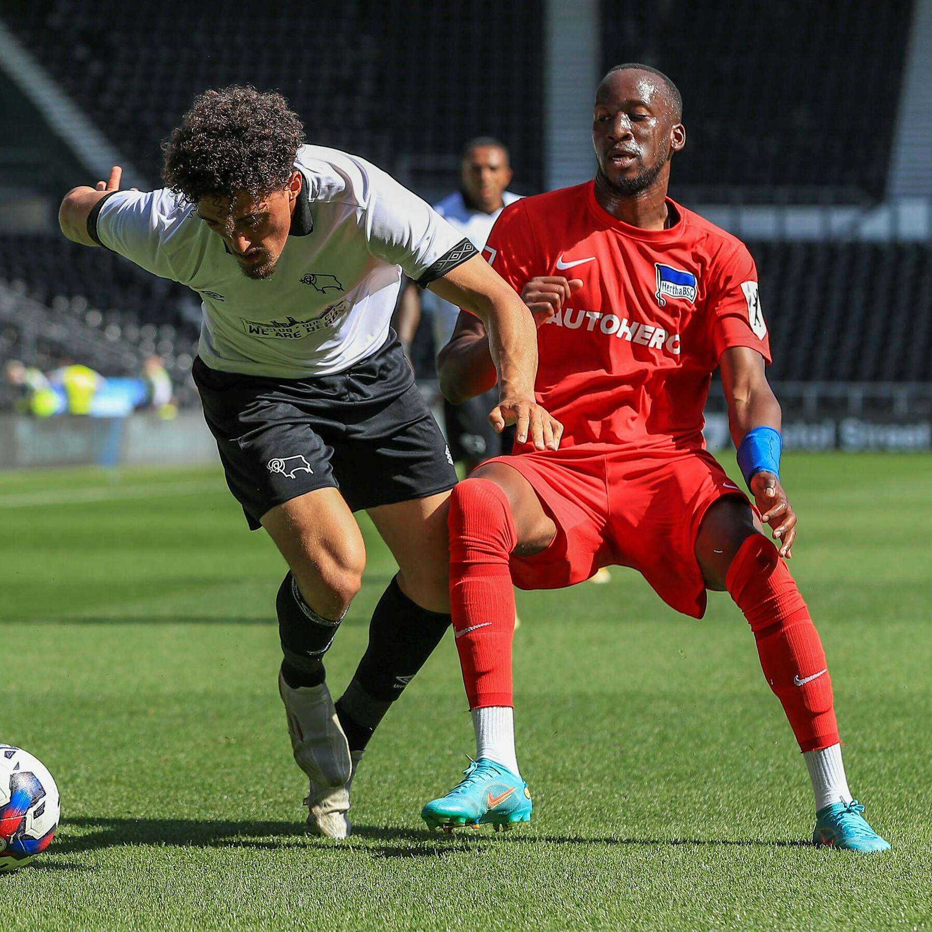 Müde Beine! Schlappe Hertha verliert 0:1 gegen Drittligist Derby County