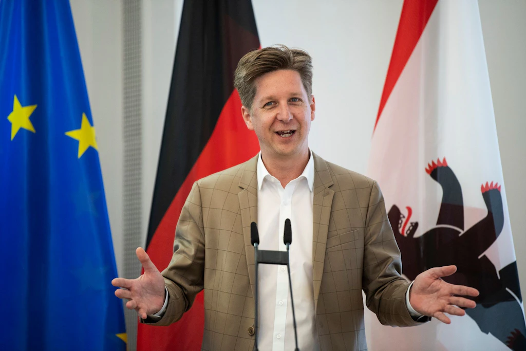 Berlins Finanzsenator Wesener stellt Schuldenbremse infrage