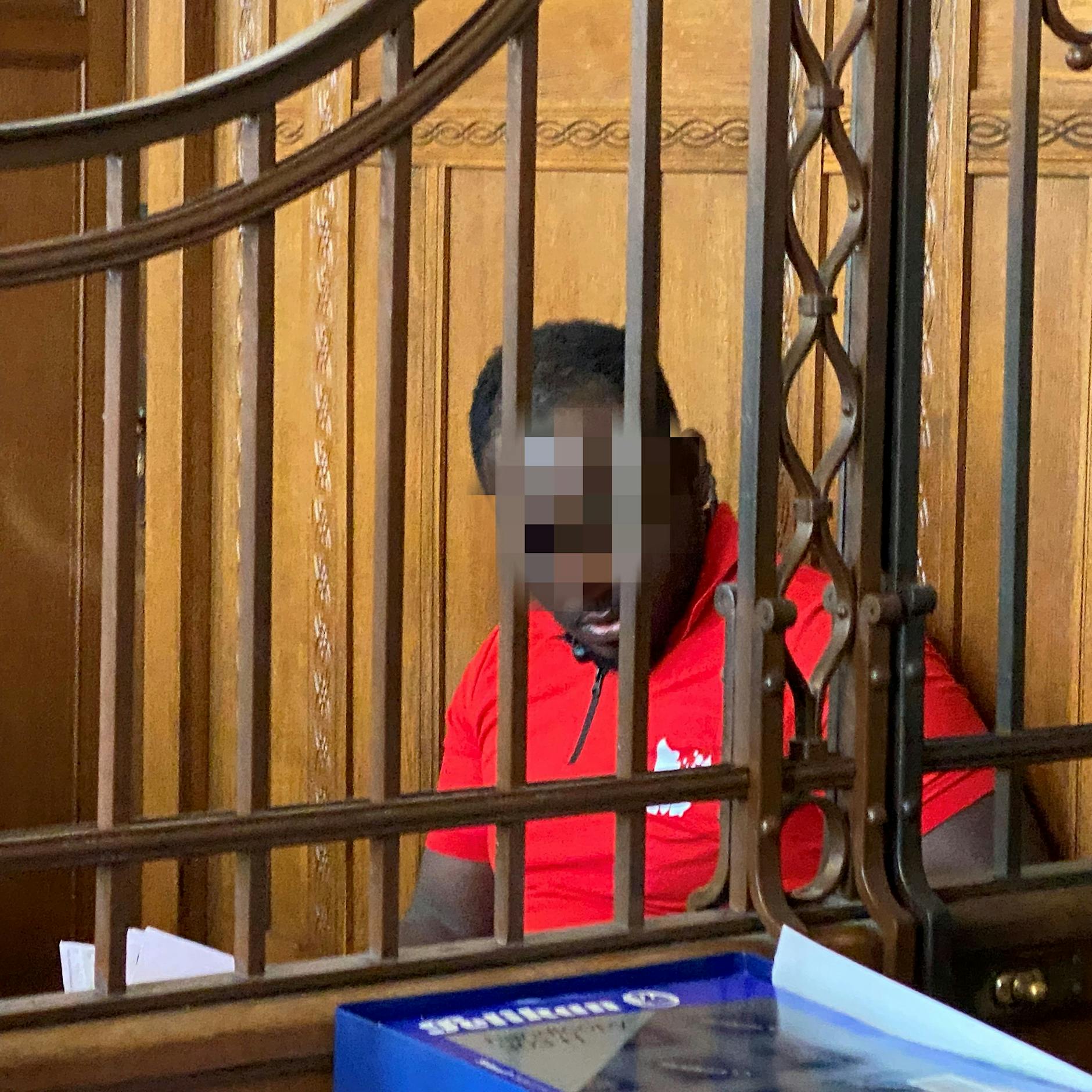 Staatsanwältin sicher: Dieser Mann zündete die Galeria Kaufhof am Berliner Alexanderplatz an. SO dramatisch verlief der Brand