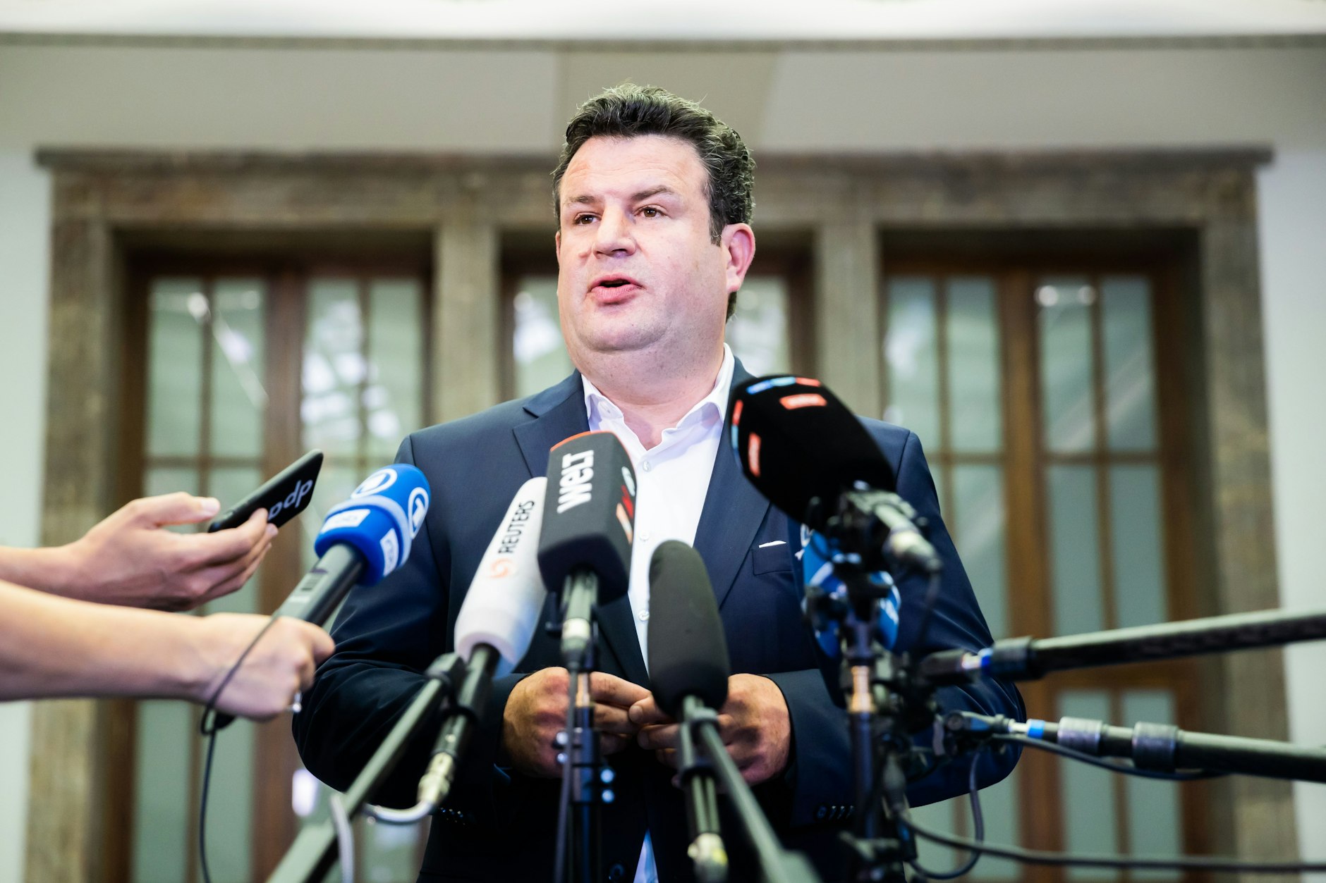 Bundessozialminister Hubertus Heil (SPD) wird auf dem Weg von Hartz IV zum Bürgergeld noch viel Arbeit haben.