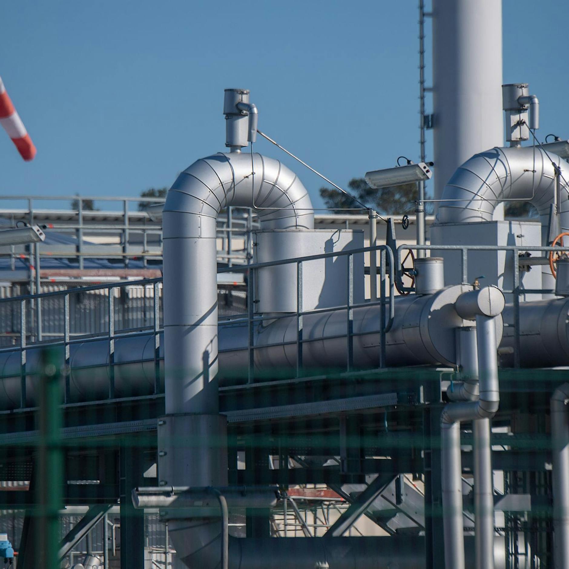 Gasturbine verschollen? Gazprom: Immer noch keine Papiere von Siemens bekommen