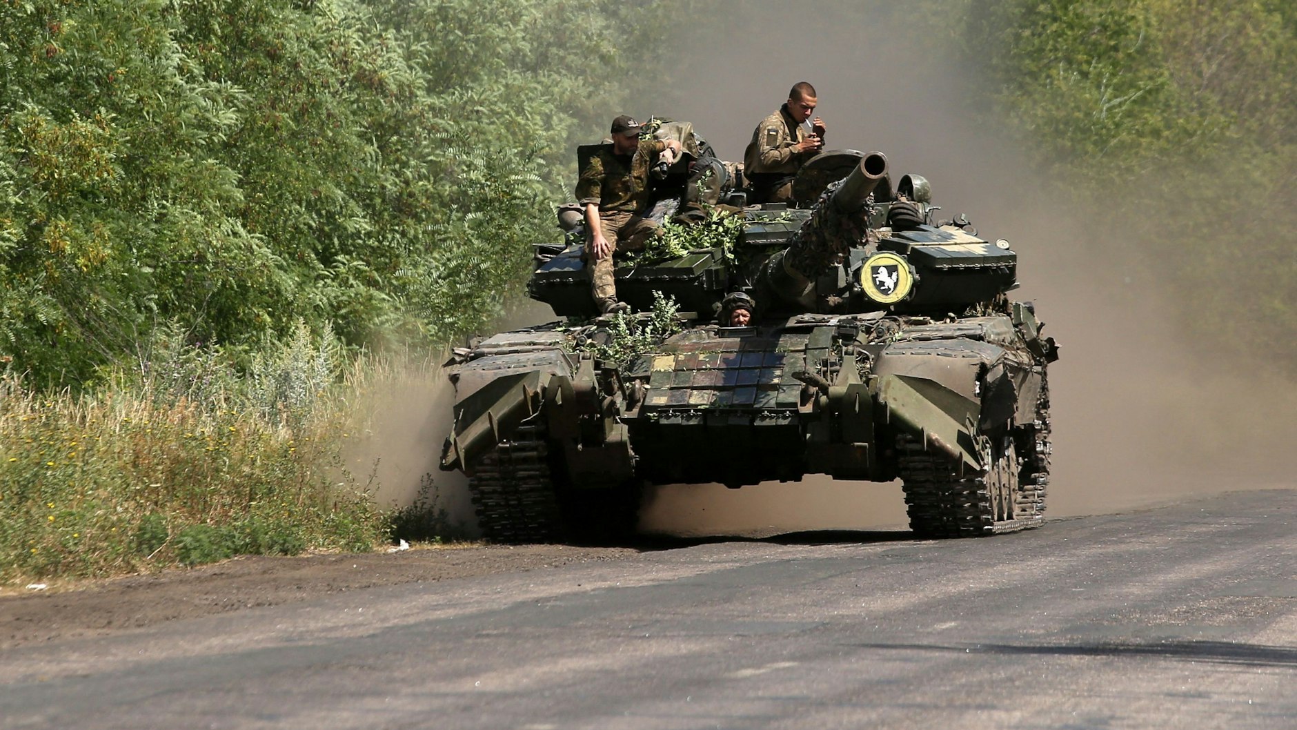 Ukrainischer Panzer in der Donezk-Region.