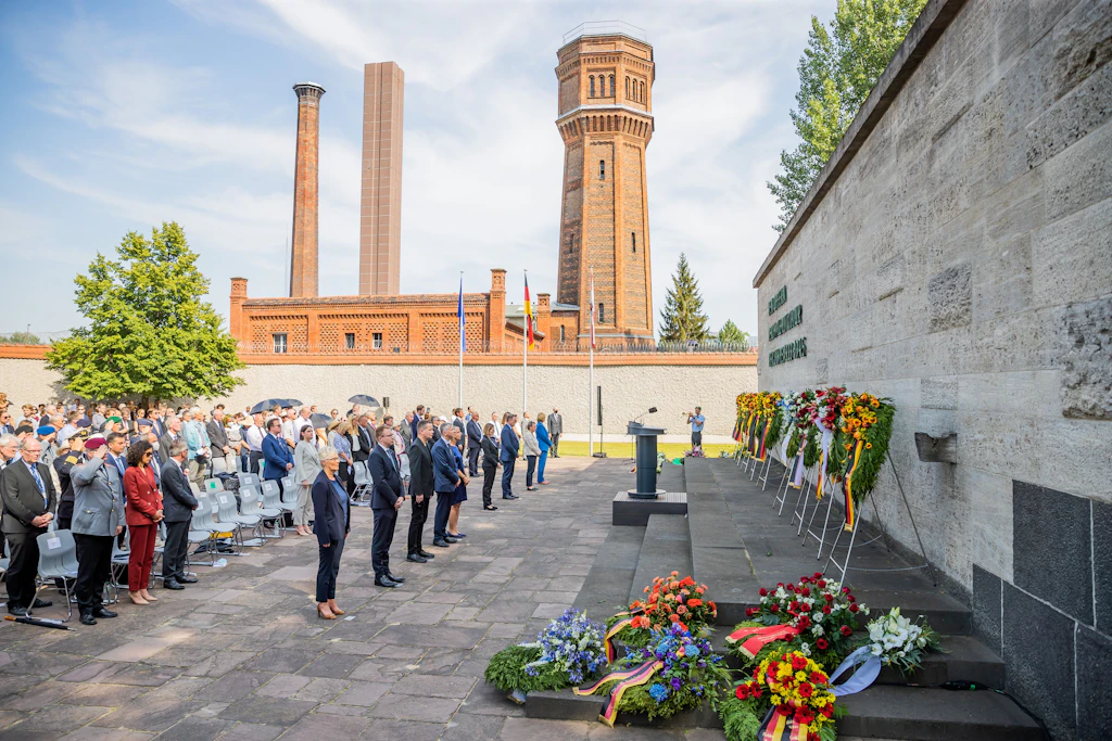 Gedenken an 20. Juli: Fehler im Umgang mit Hitler bei Putin vermeiden