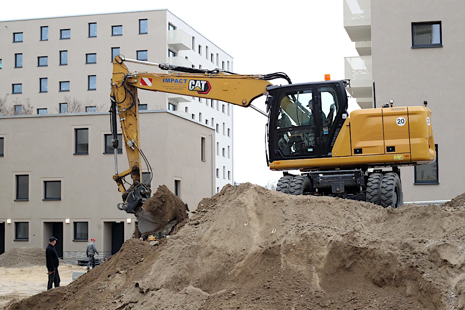 Wie geht es mit dem Neubau in Berlin weiter? Mehrere Verbände sehen Schwierigkeiten auf die Wohnungsunternehmen zukommen.
