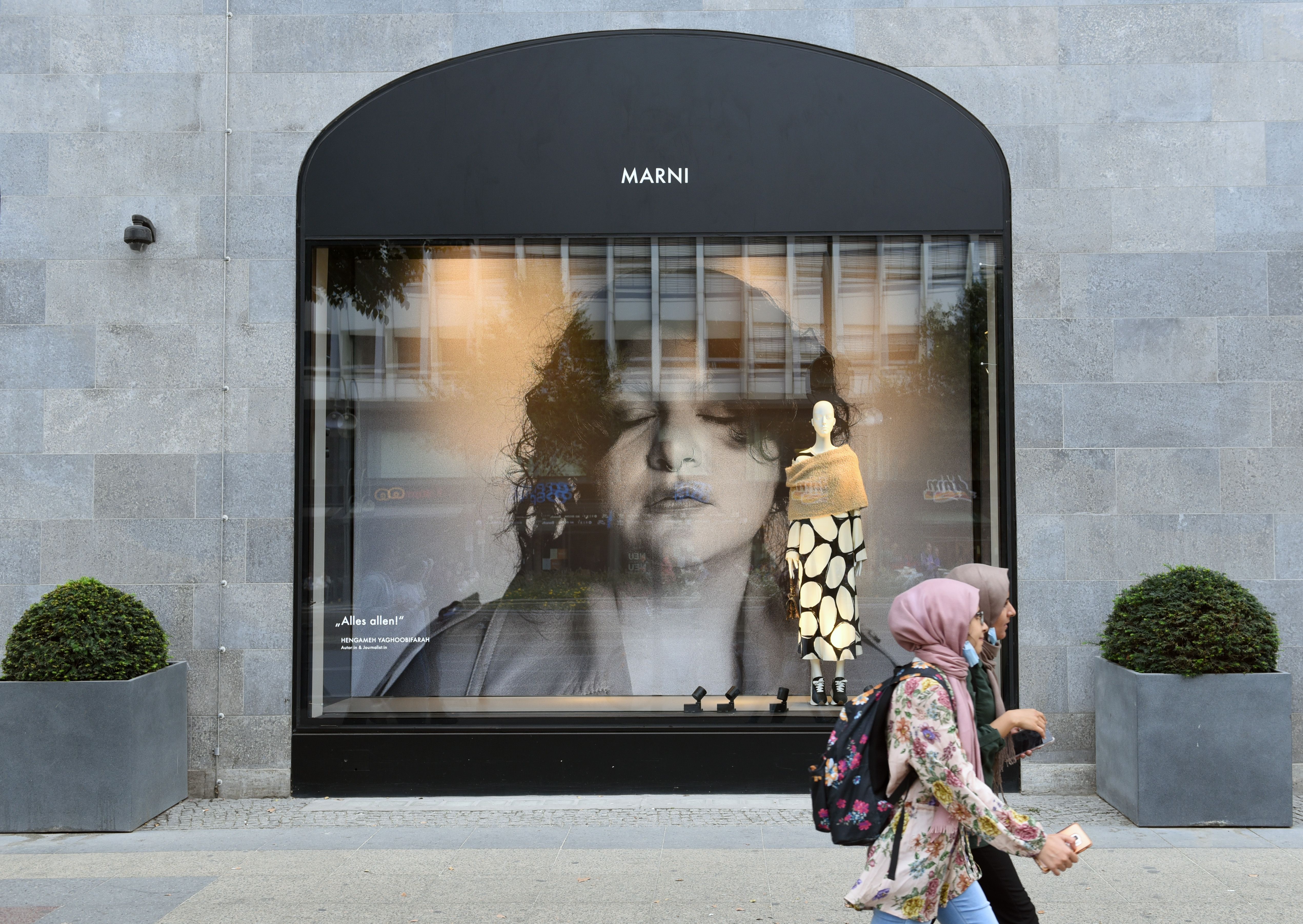 Was Hengameh Yaghoobifarah Sophie Passmann vorwirft