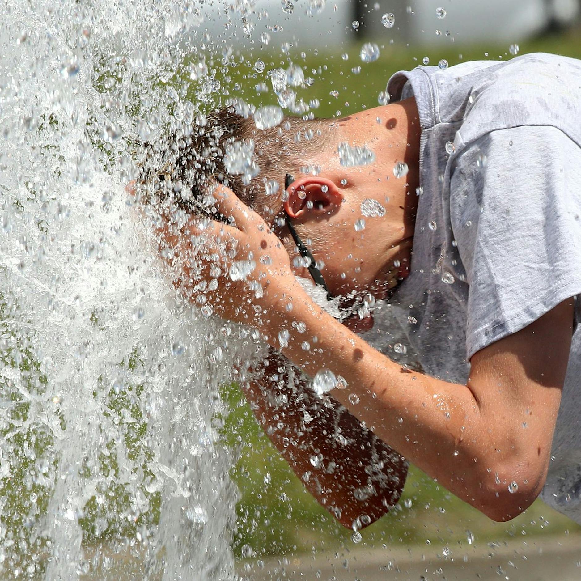 Mega-Hitze kommt zurück! Gratis Wasser: Hier können Sie kostenlos den Durst stillen – hätten Sie es gewusst?