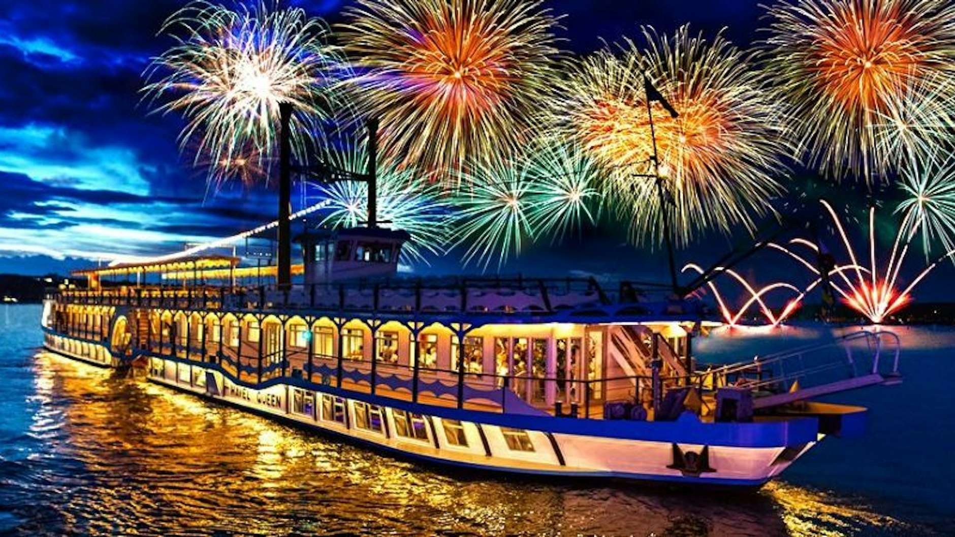 Erleben Sie ein spektakuläres Feuerwerk, ein 3-Gang-Menü und wunderbare Stunden bei unserem September-Highlight!