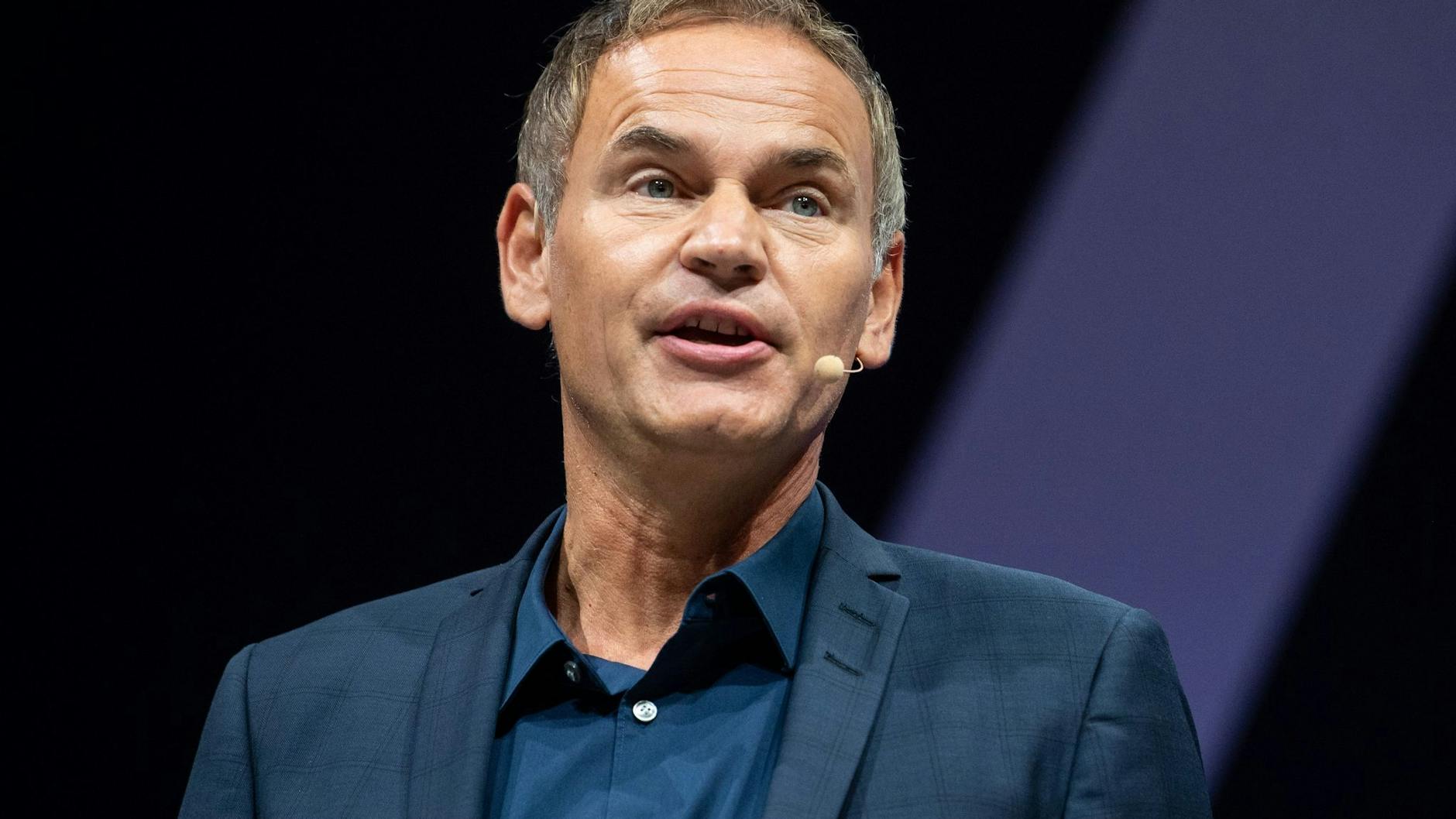 Porsche-Chef Oliver Blume soll sich vor der Belegschaft mit seinem Einfluss auf die Politik der Ampel-Koalition gebrüstet haben.