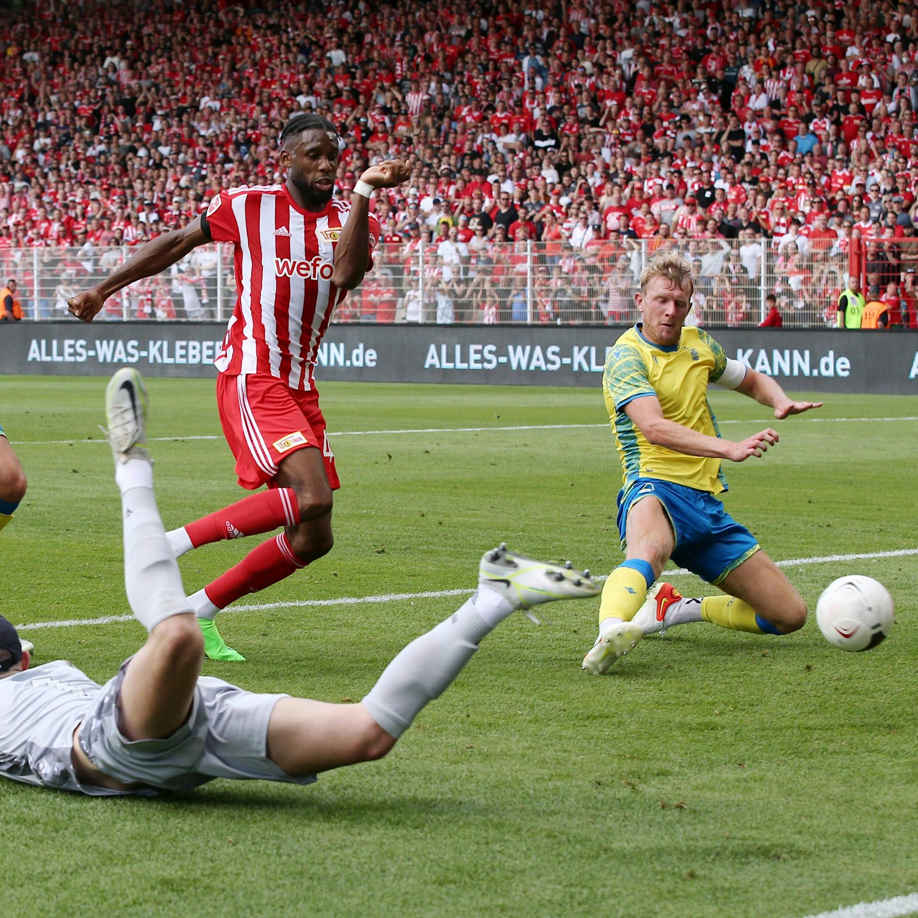 Jordan Siebatcheu - 1, Taiwo Awoniyi - 0! Der 1. FC Union schlägt Nottingham Forest