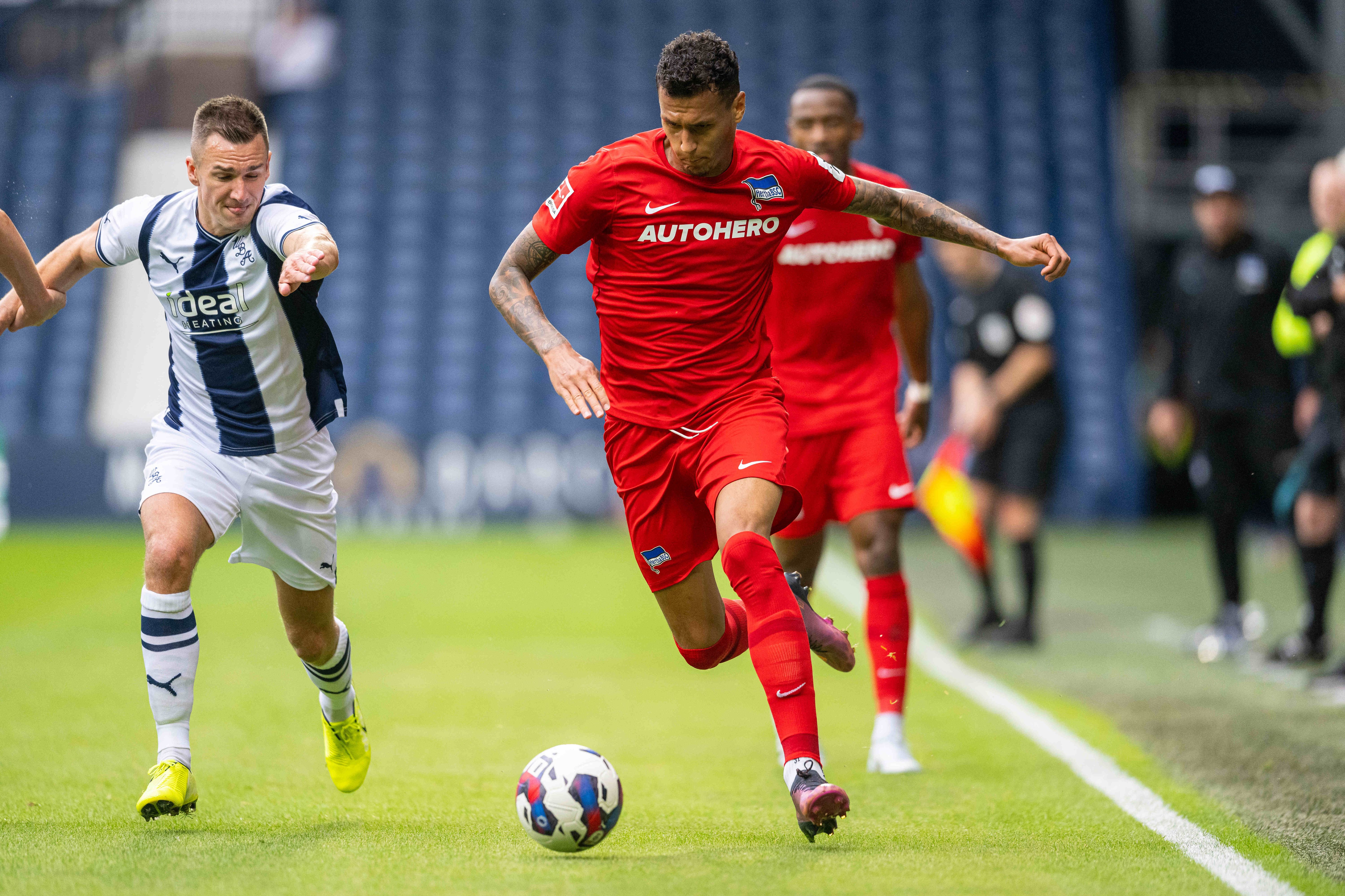 1:2 gegen West Bromwich! Nur Herthas Davie Selke trifft, aber Sturmriese Ajorque ist im Anflug