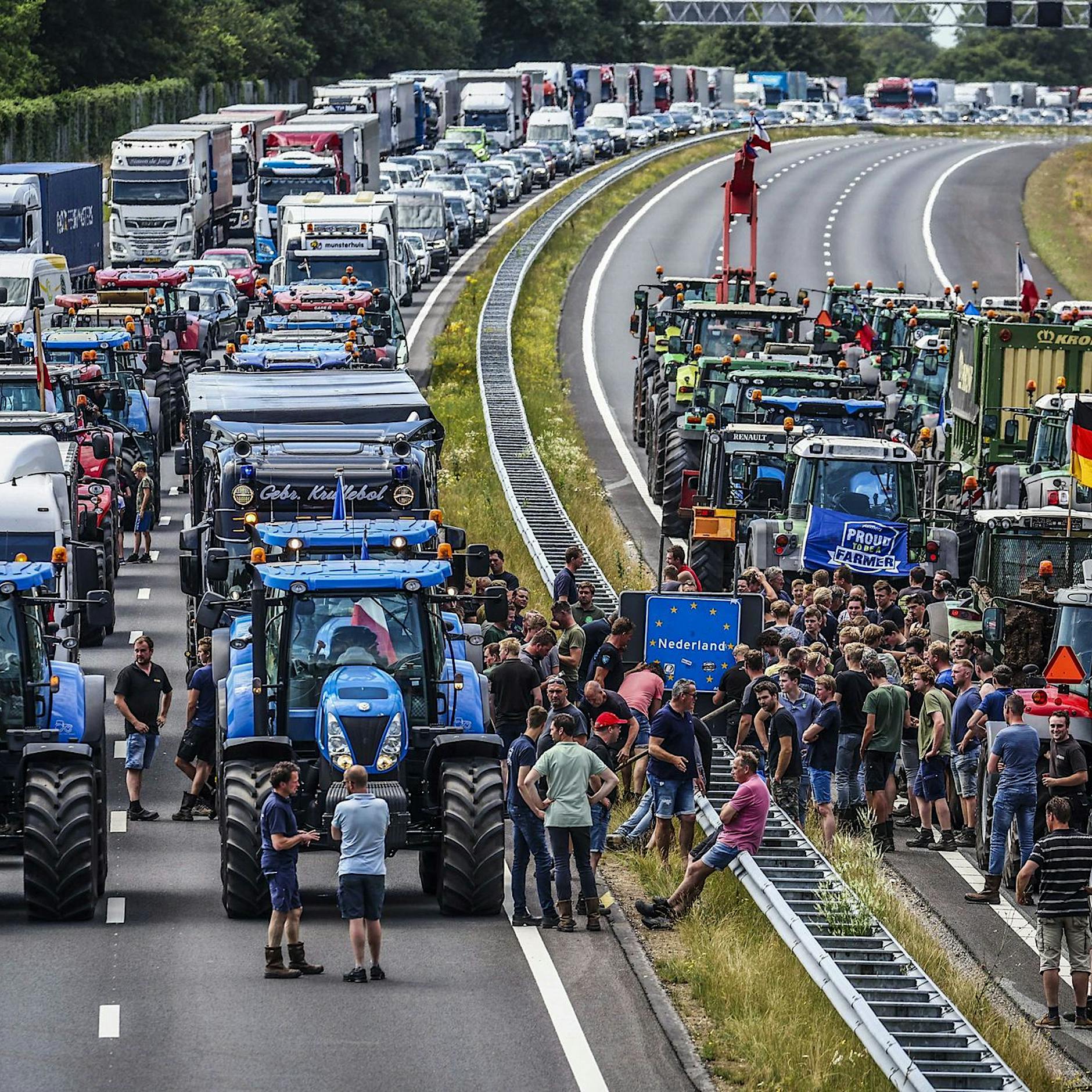Wie Rechtsextreme und „Querdenker“ Bauernproteste unterwandern
