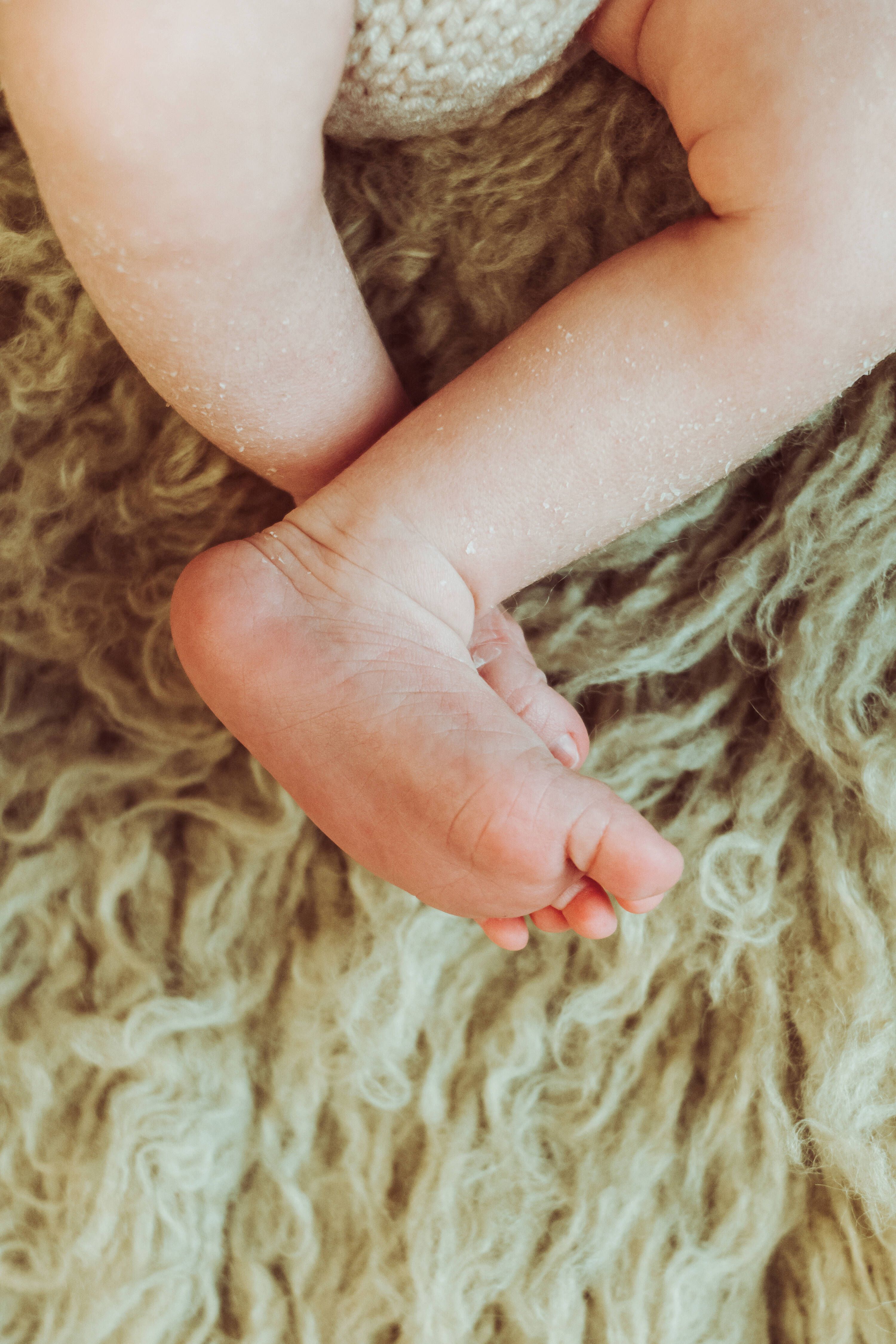 Image - Wegen Tinder-Date: Mutter lässt Kleinkind (18 Monate alt) sechs Tage alleine in der Wohnung – tot!