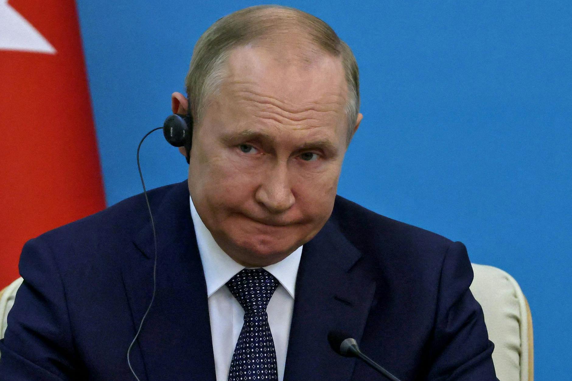 Russlands Präsident Wladimir Putin könnte für Kriegsverbrechen verantwortlich gemacht werden.