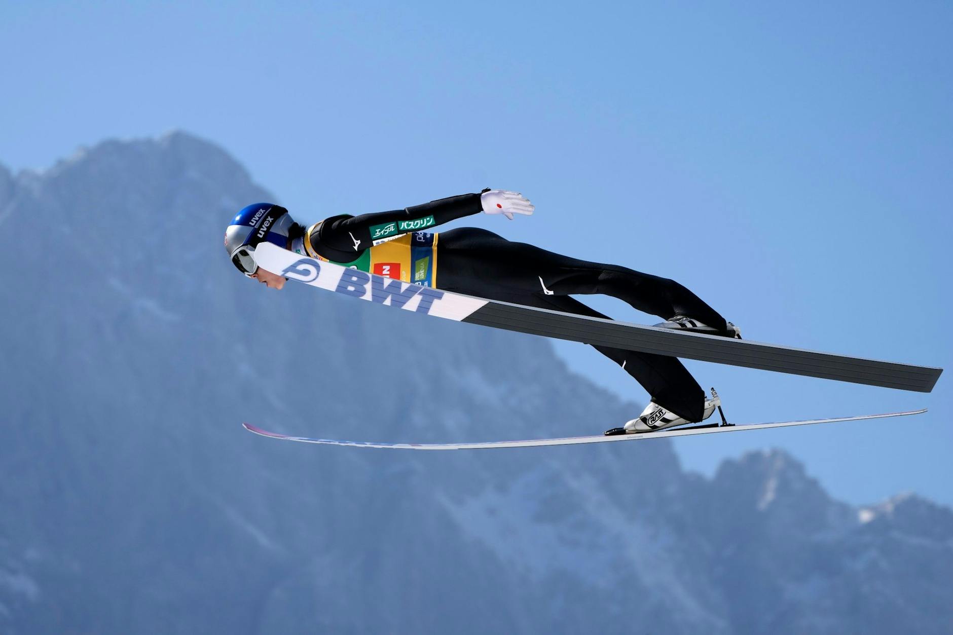 Fliegt in Planica zum Gesamtweltcupsieg: Ryoyu Kobayashi.
