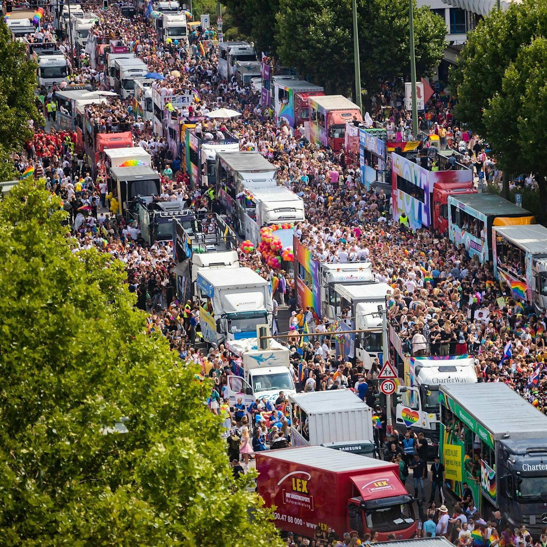 „Vereint in Liebe“: Berlin feiert den Christopher Street Day