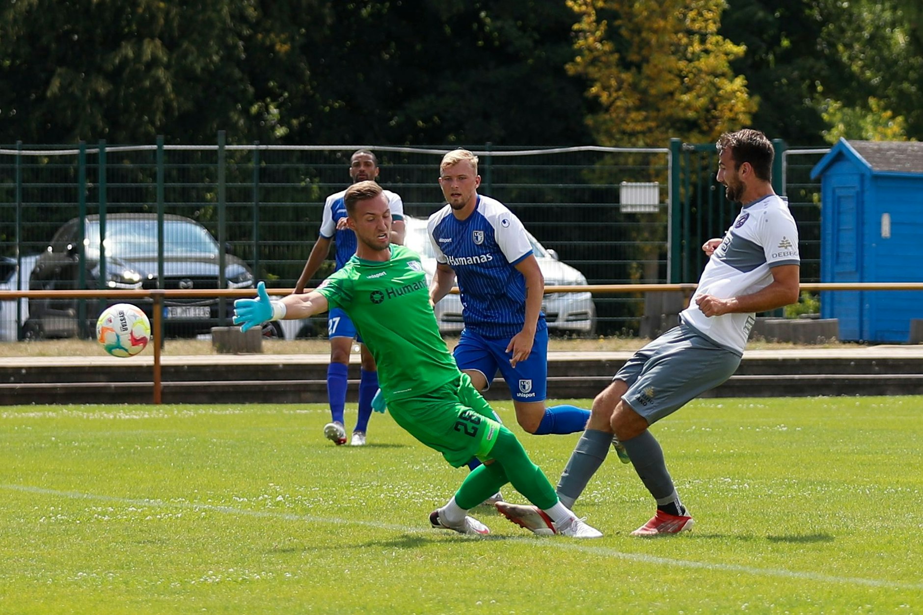 Christian Beck trifft gegen seine alte Liebe Magdeburg zum 1:0 für den BFC Dynamo.