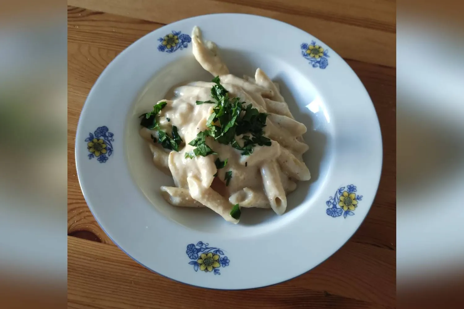 Diese Mac and Cheese-Variante ist vegan, glutenfrei und ohne Industriezucker!