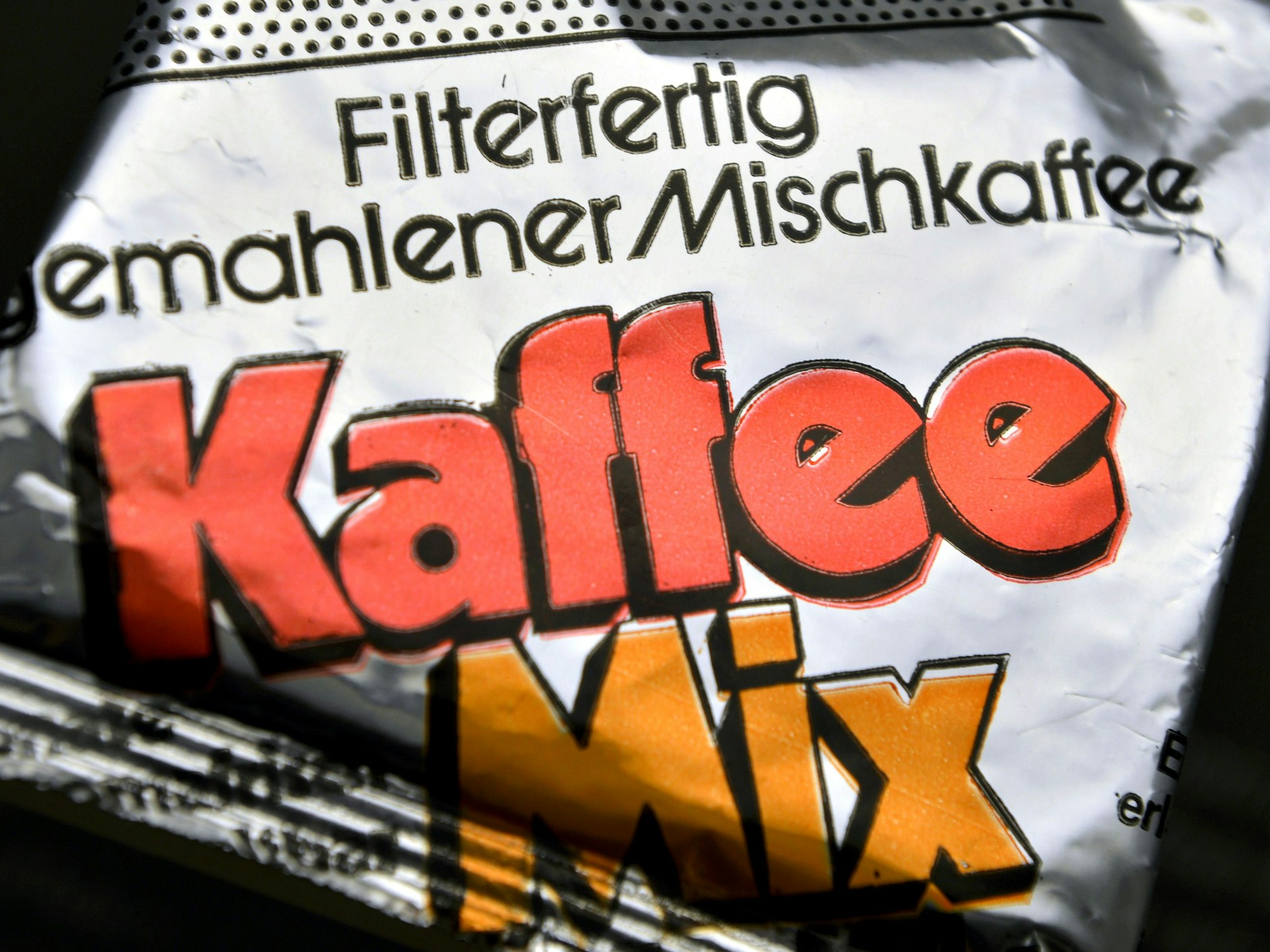 Eine Verpackung des DDR Kaffee-Mix. Für die legendäre Kaffeekrise 1977 fand das SED-Politbüro eine Lösung, die nur wenigen schmeckte.