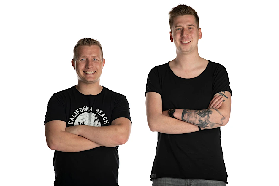 HANDOUT - Das Duo DJ Robin & Schürze (links) soll an einer entschärften Version ihres Partyhits «Layla» arbeiten - im «ZDF-Fernsehgarten» wird aber wohl das umstrittene Original zu hören sein.  s/dpa