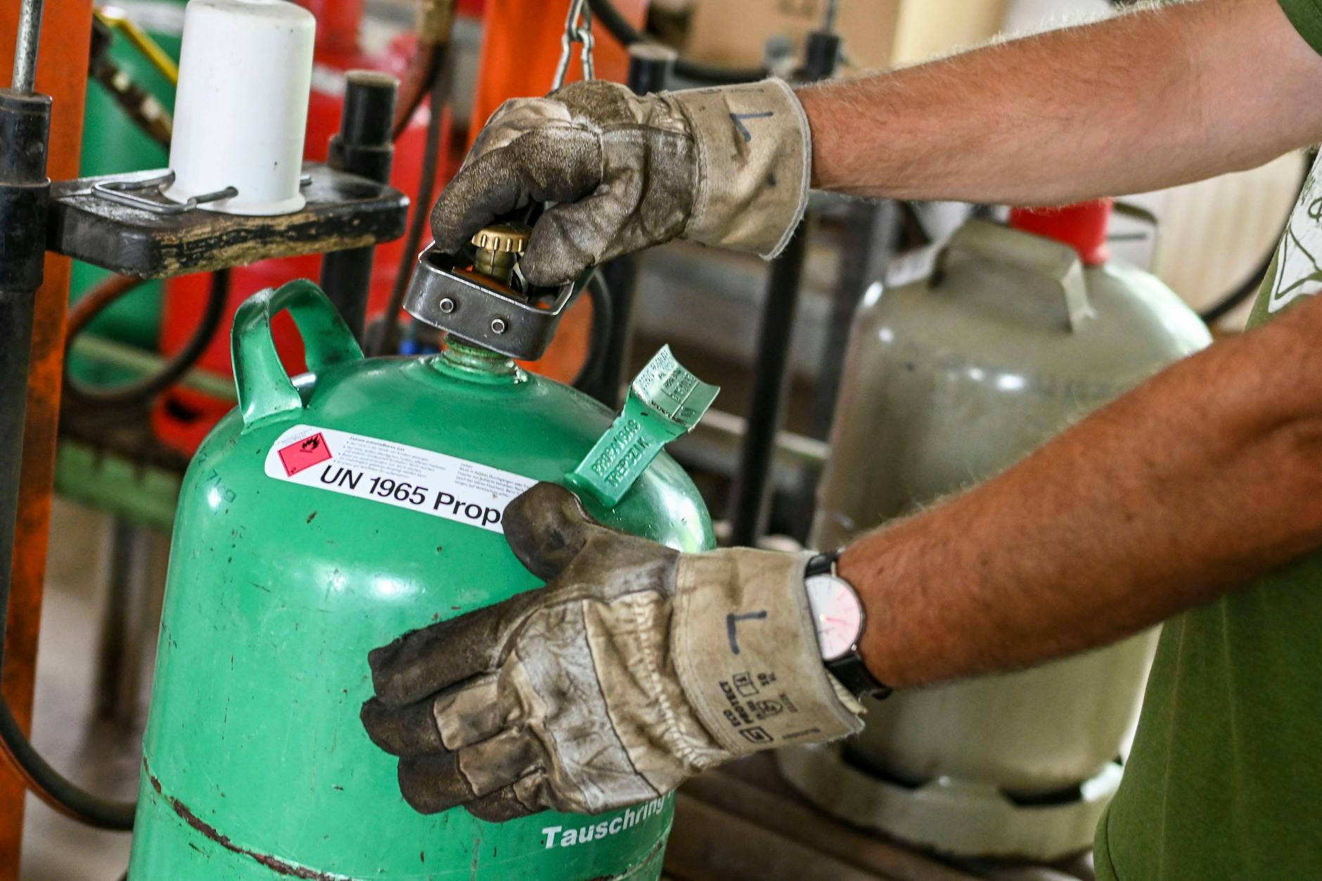 Flaschen mit Propangas bei Händler Aykan Kütük.