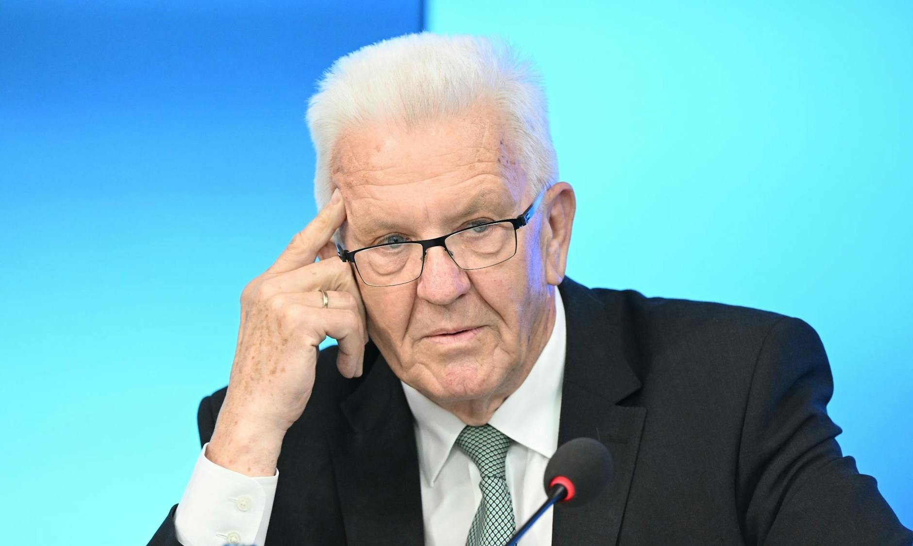 ARCHIV - Baden-Württembergs Ministerpräsident Winfried Kretschmann (Grüne) macht sich Sorgen über eine mögliche Gasnotlage.
