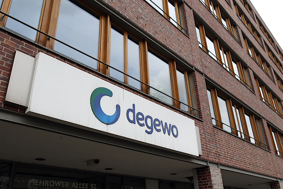 Die Degewo ist das größte landeseigene Wohnungsunternehmen. Hier im Bild: das Verwaltungsgebäude an der Mehrower Allee.