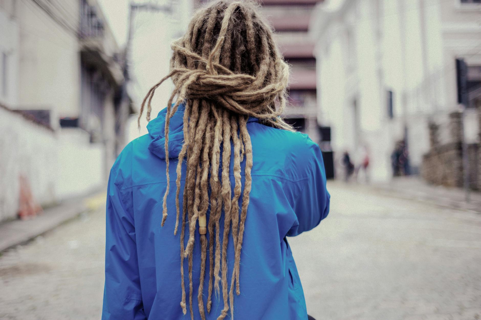 Blonde Locs sorgen immer wieder für Diskussionen. Dieses Foto stammt aus Brasilien.