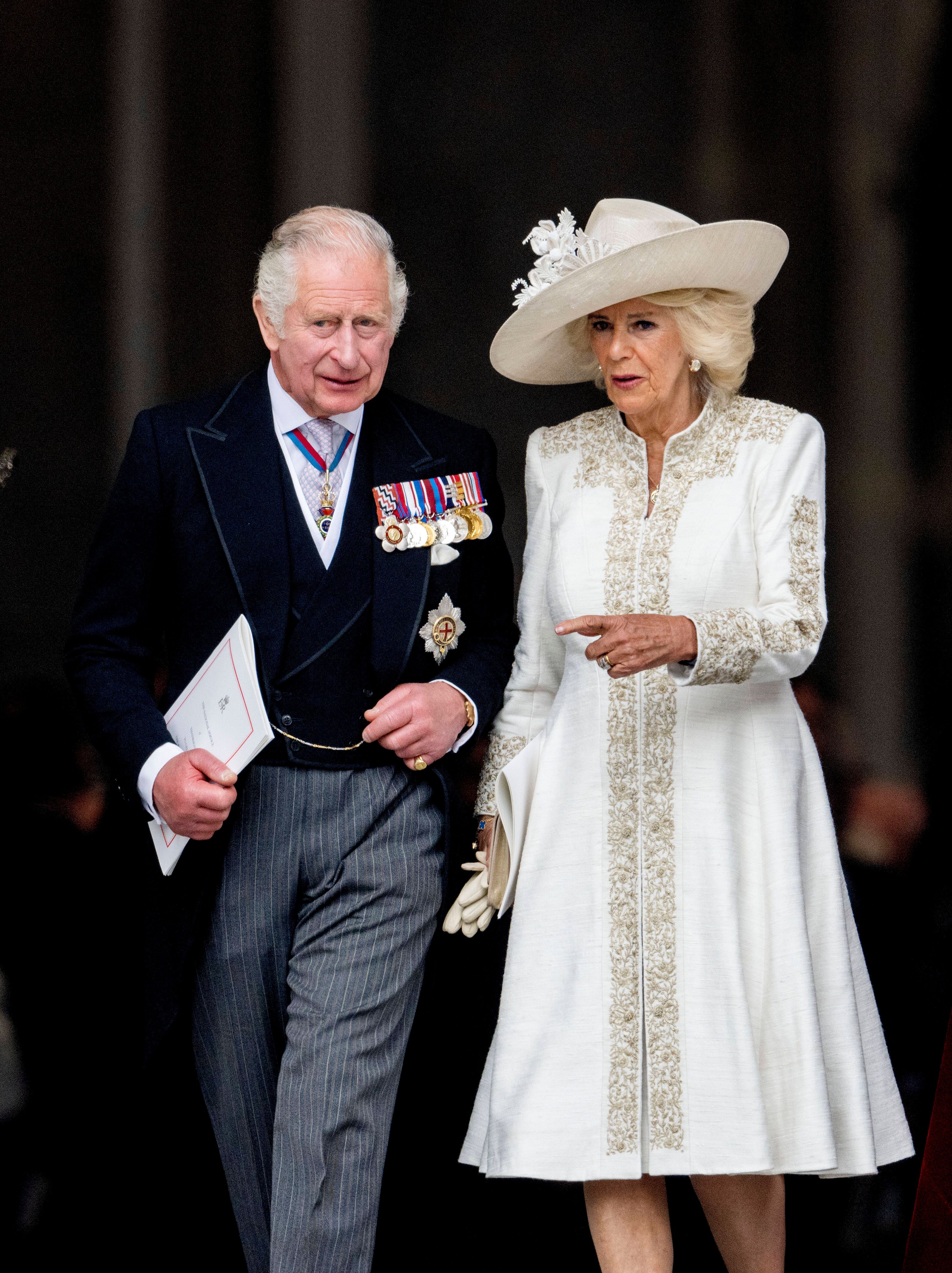 Rassistische Sprüche gegen ungeborenen Archie: Steckt Harrys Stiefmutter Camilla dahinter?