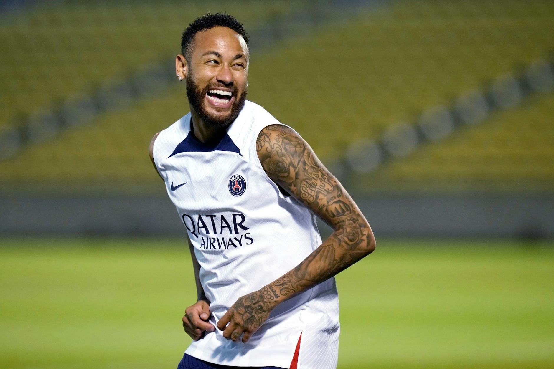 Ist vertraglich noch drei Jahre an Paris Saint-Germain gebunden: Neymar.
