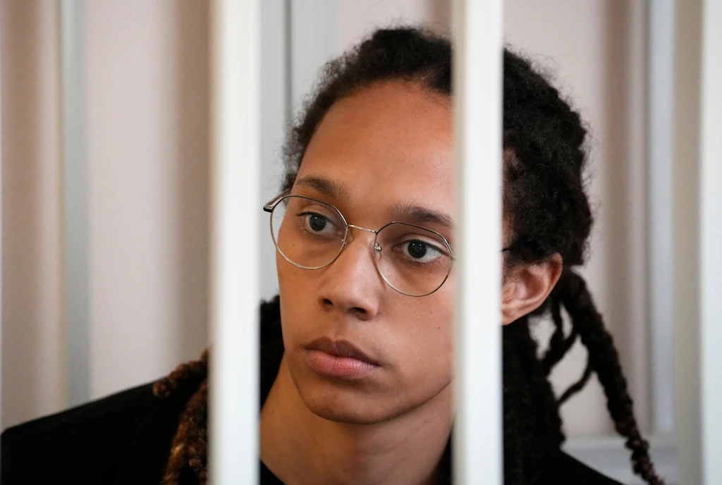 In Russland inhaftierte US-Basketballerin Griner: Wollte keine Drogen schmuggeln