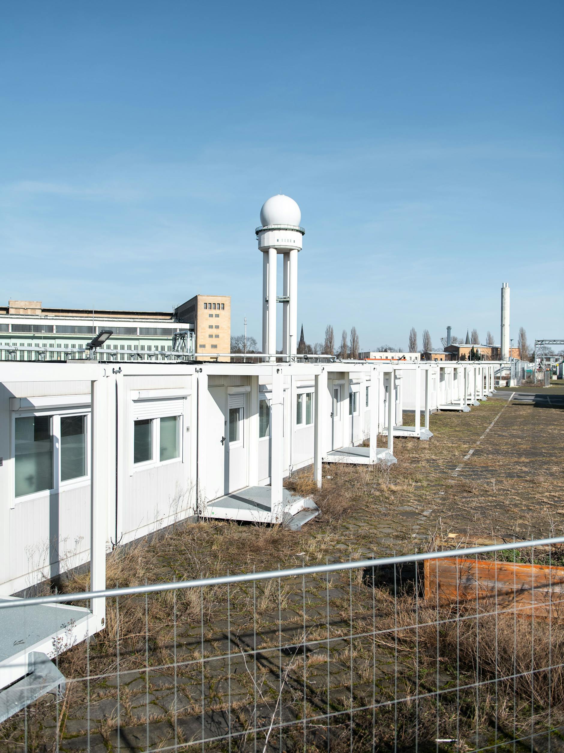 Containerdorf für Flüchtlinge auf dem Tempelhofer Feld