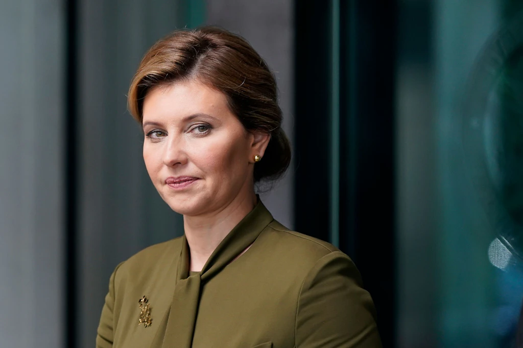 Schönheit gegen den Krieg – Olena Selenskas Fotos in der Vogue
