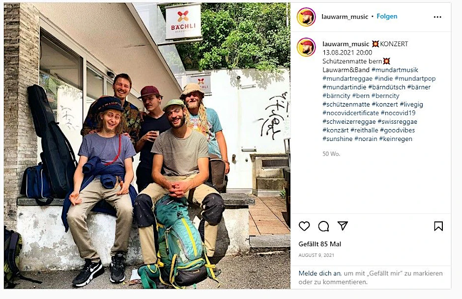 Die Band Lauwarm mit Dominik Plumettaz ganz vorne rechts