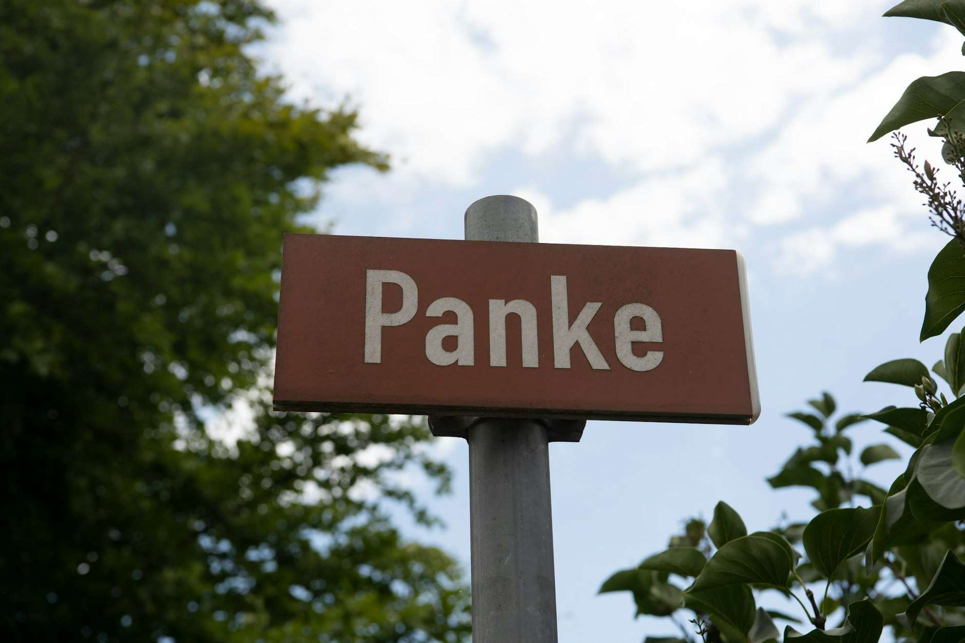 "Panke" steht auf einem Schild in der brandenburgischen Gemeinde Panketal.  