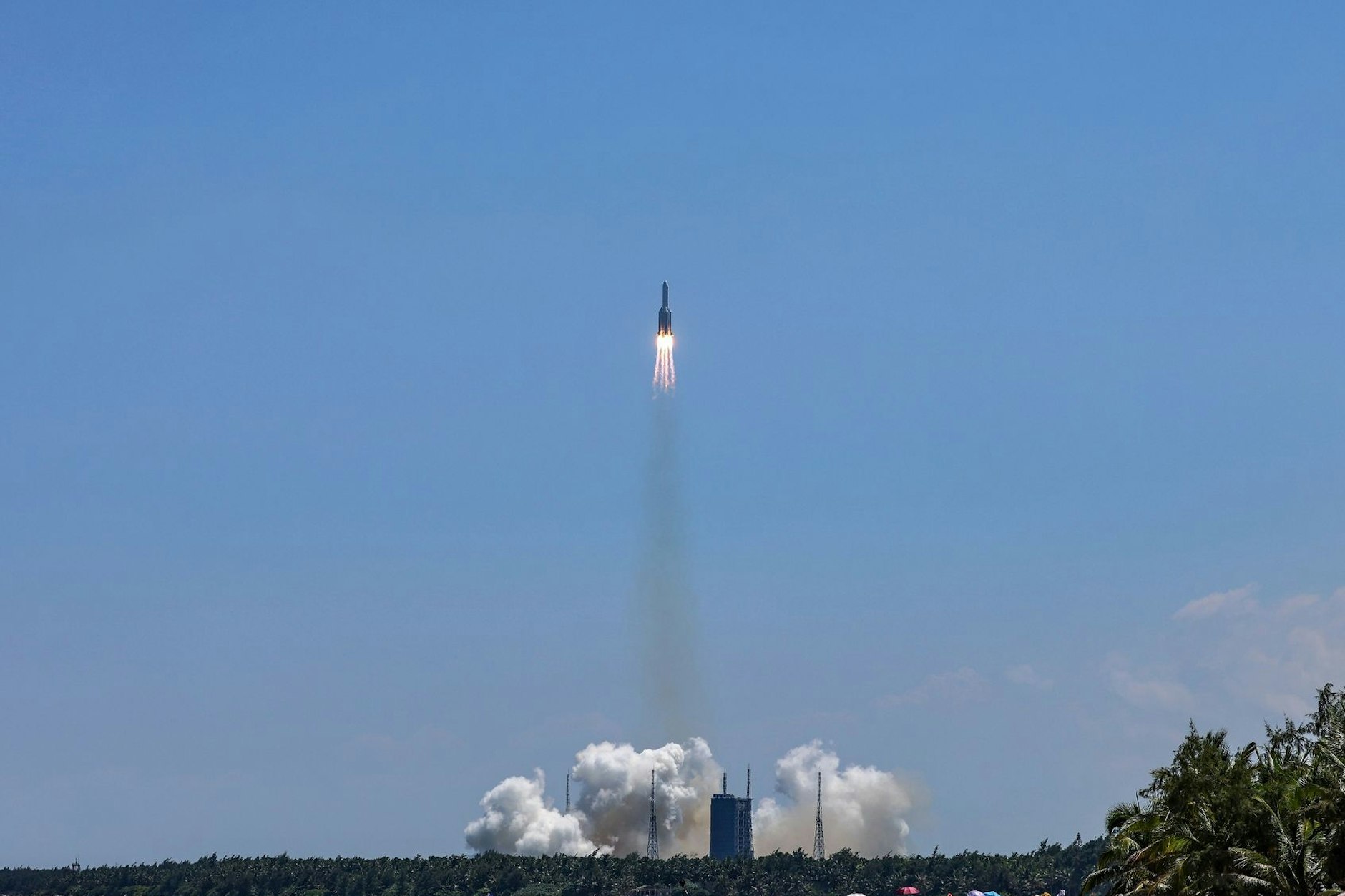 Die Trägerrakete Langer Marsch 5B startete am Wochenende mit dem Labormodul „Wentian“.