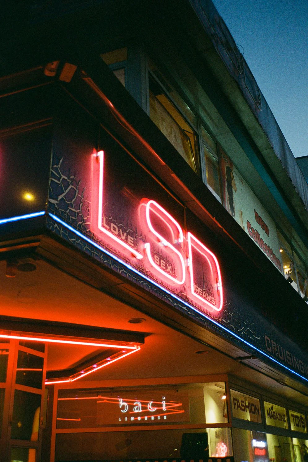 Der Erotikmarkt LSD in der Potsdamer Straße in Schöneberg