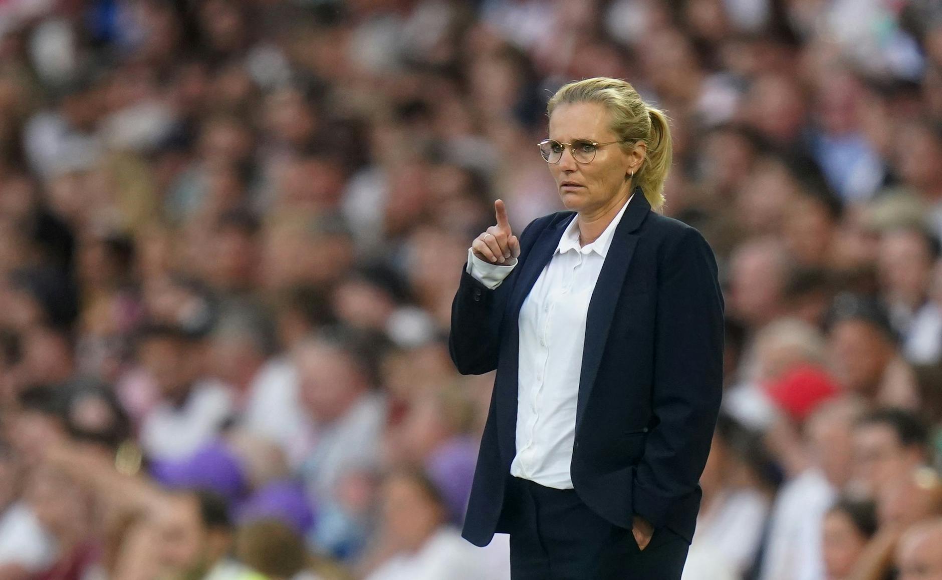 Löste im September 2021 Phil Neville als Cheftrainer der Lionesses ab: Sarina Wiegman.