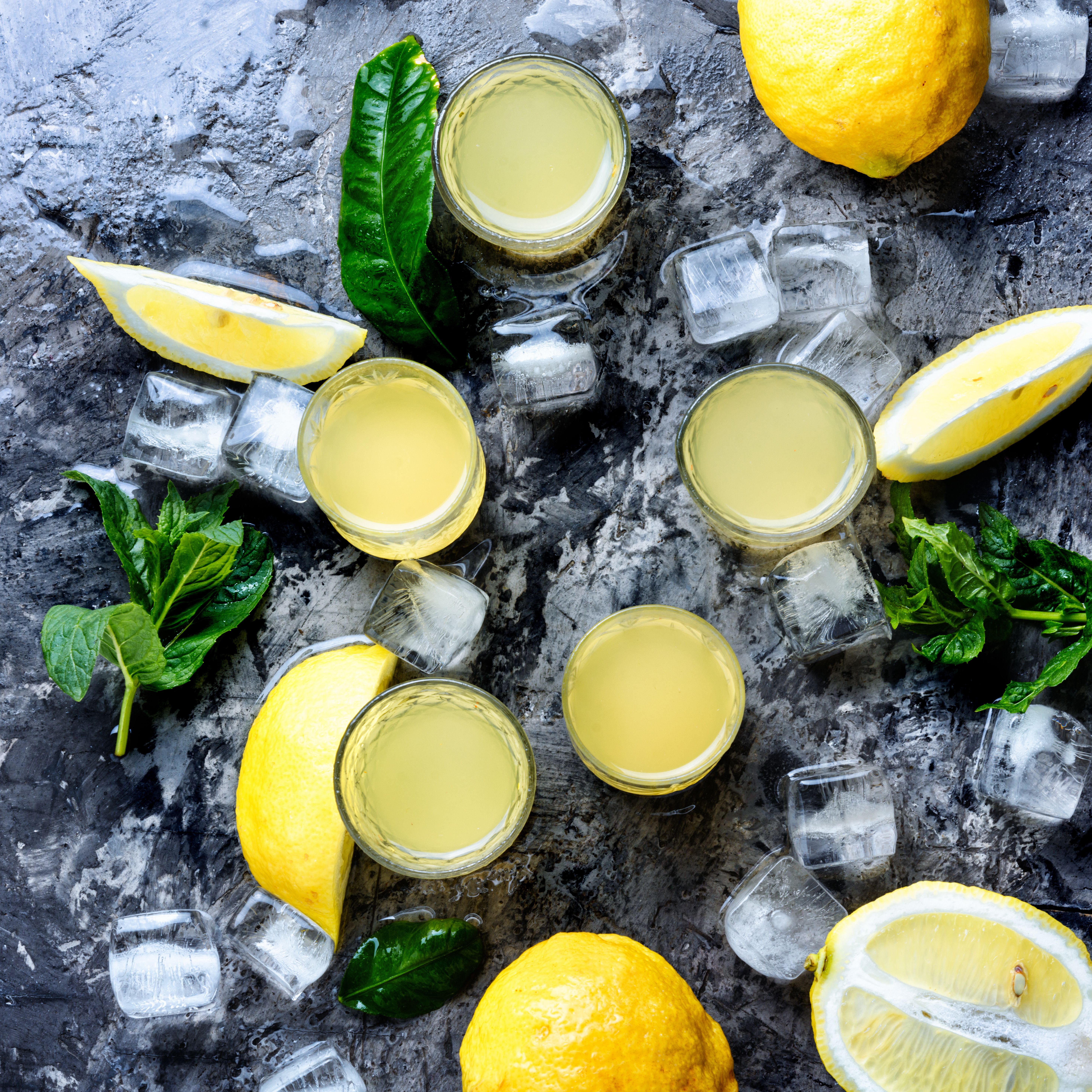 Geniales Rezept für den Sommer: Limoncello selber machen aus nur drei Zutaten – so zaubern Sie den Likör im Handumdrehen