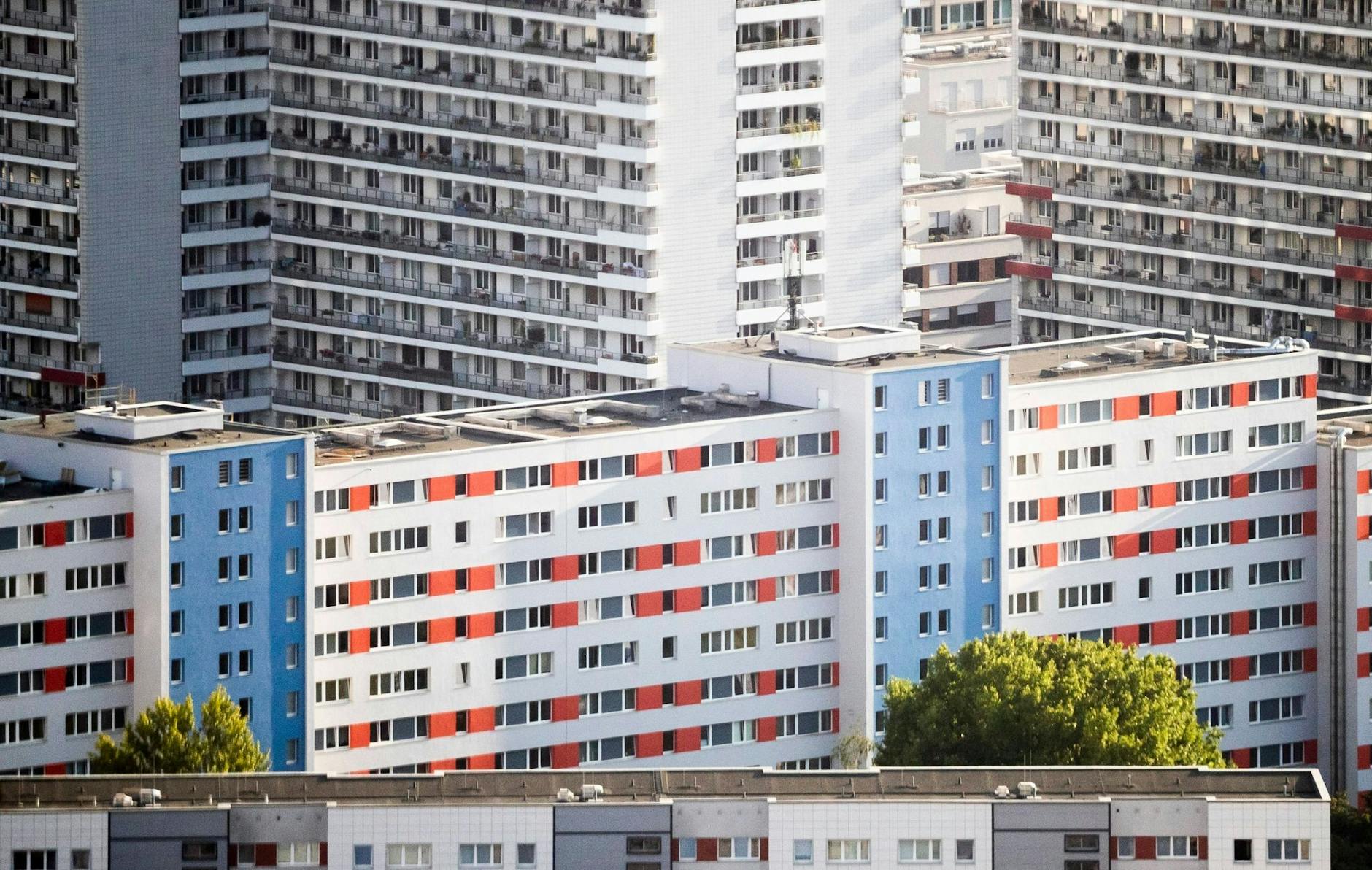 ARCHIV - Für Studenten und Auszubildende ist die Wohnungssuche oftmals kein leichtes Unterfangen.