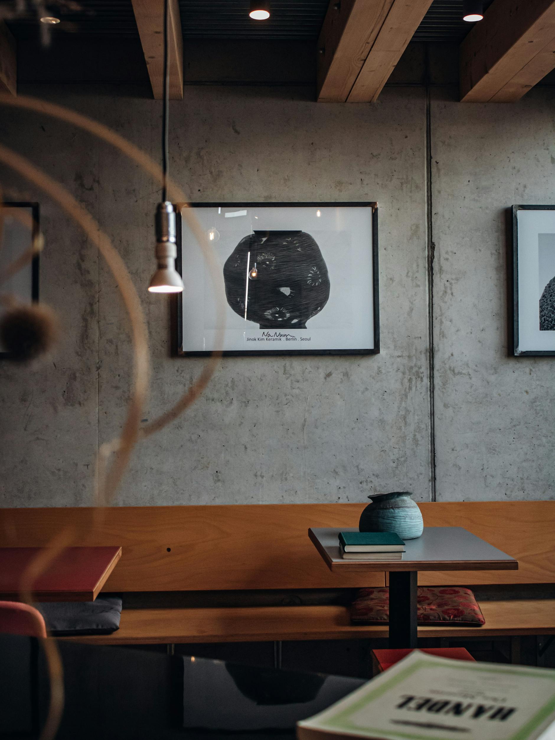 Modern und musikalisch: Im Nanum spielt die Wirtin manchmal sogar Klavier für die Gäste.