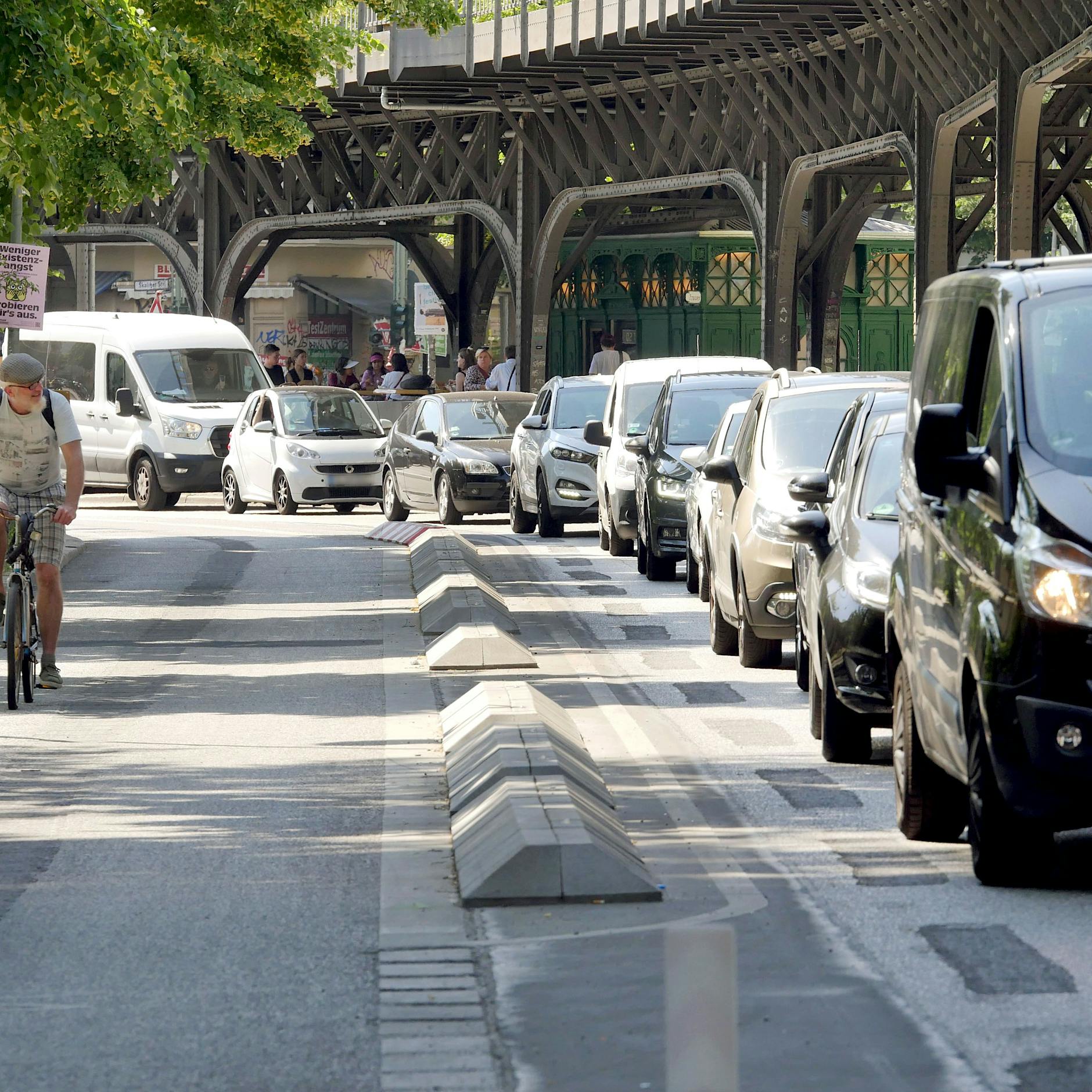 Auf den Berliner Straßen hat die Aggression Vorfahrt: Warum der Senat es nicht schafft, für ein Miteinander im Verkehr zu sorgen
