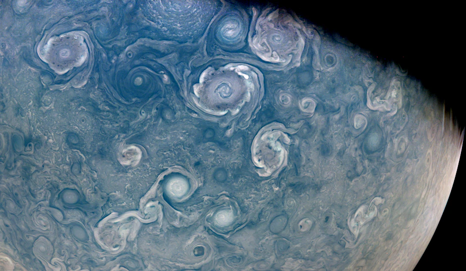 Die Forscher der Nasa interessieren sich vor allem für die unterschiedlichen Formen und Farben der Riesenorkane.