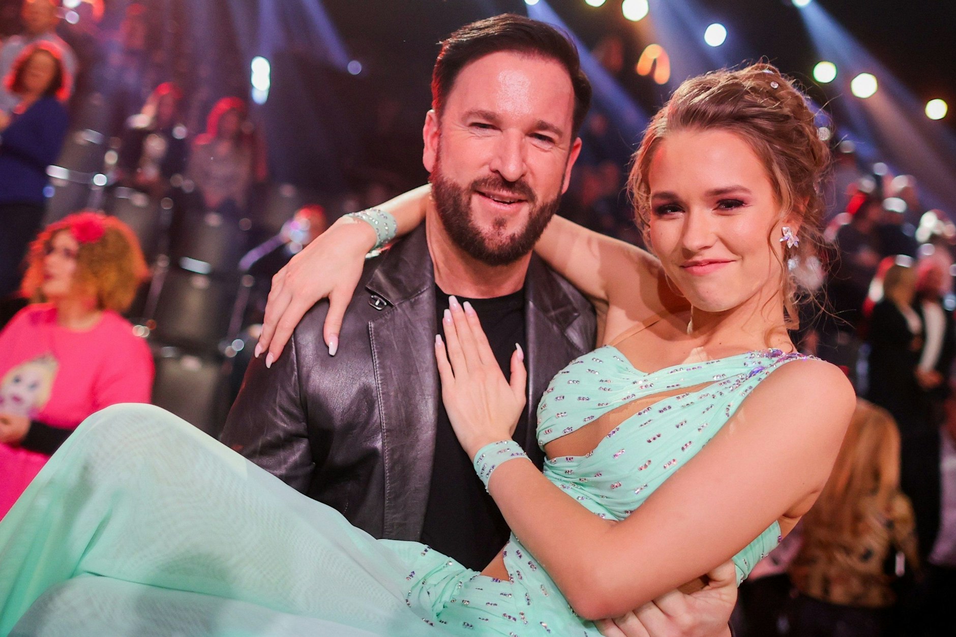 Michael Wendler und seine Laura Müller machen immer wieder mit Negativ-Schlagzeilen auf sich aufmerksam.