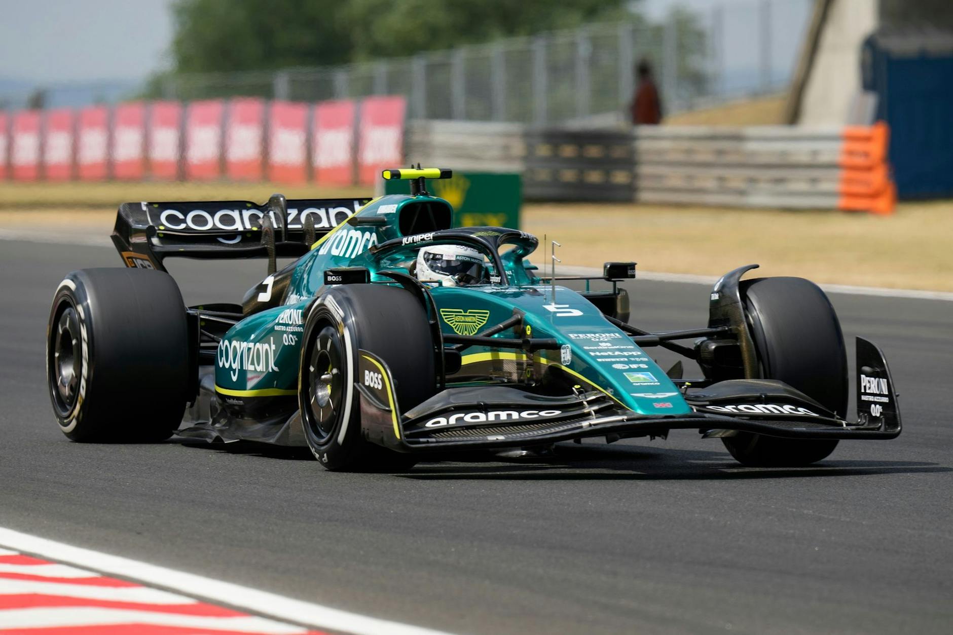Fuhr im zweiten Training in Ungarn souverän in die Top Ten: Sebastian Vettel.