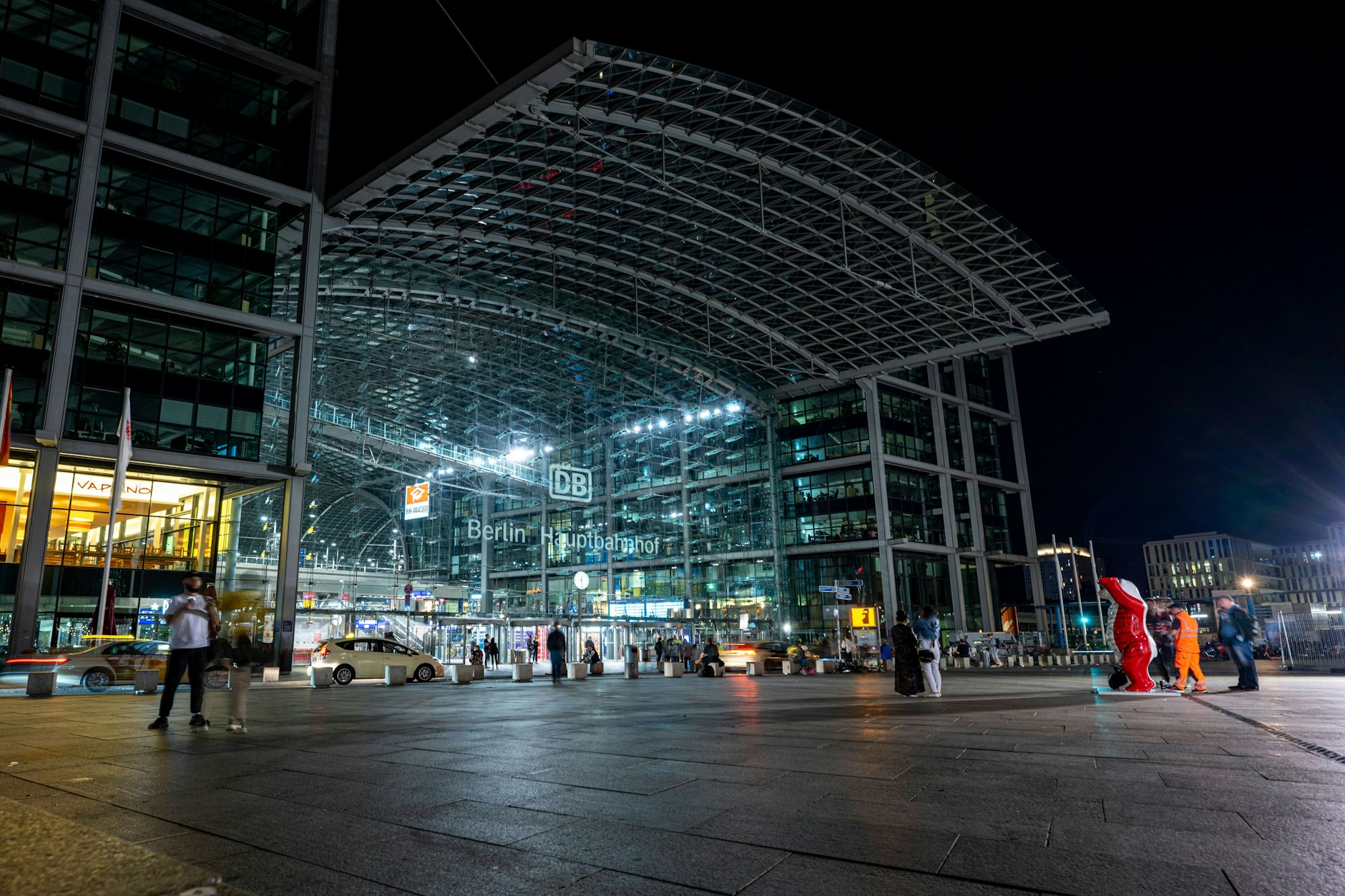 Der Hauptbahnhof soll eine Nord-Süd-Verbindung bekommen. Die City-S-Bahn wird unterm Europaplatz halten.