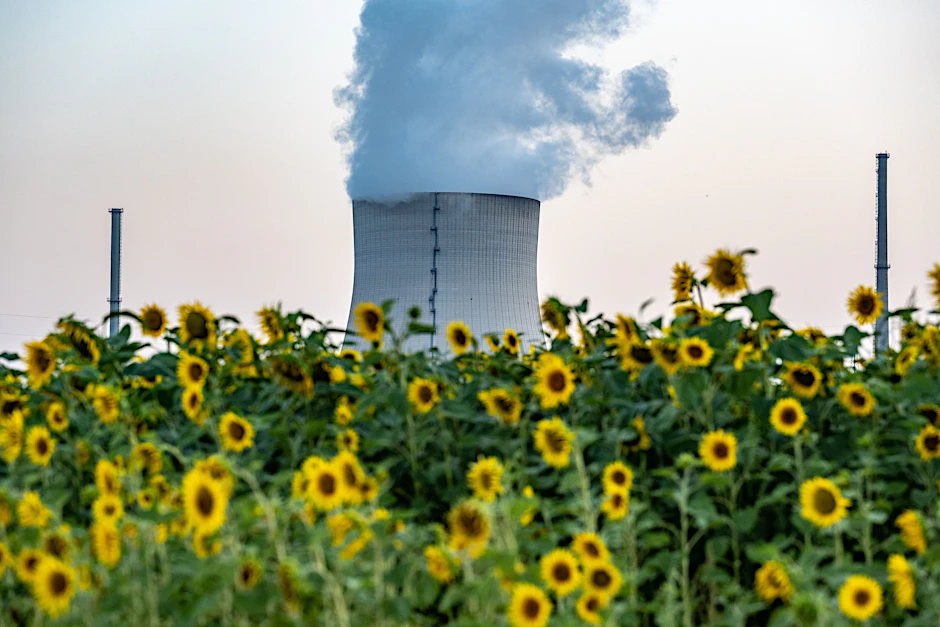 Grüne und Atomkraft: Das passte lange nicht zusammen. Heute wird ein befristeter Weiterbetrieb auch von der Ökopartei in Betracht gezogen. (Symbolbild)