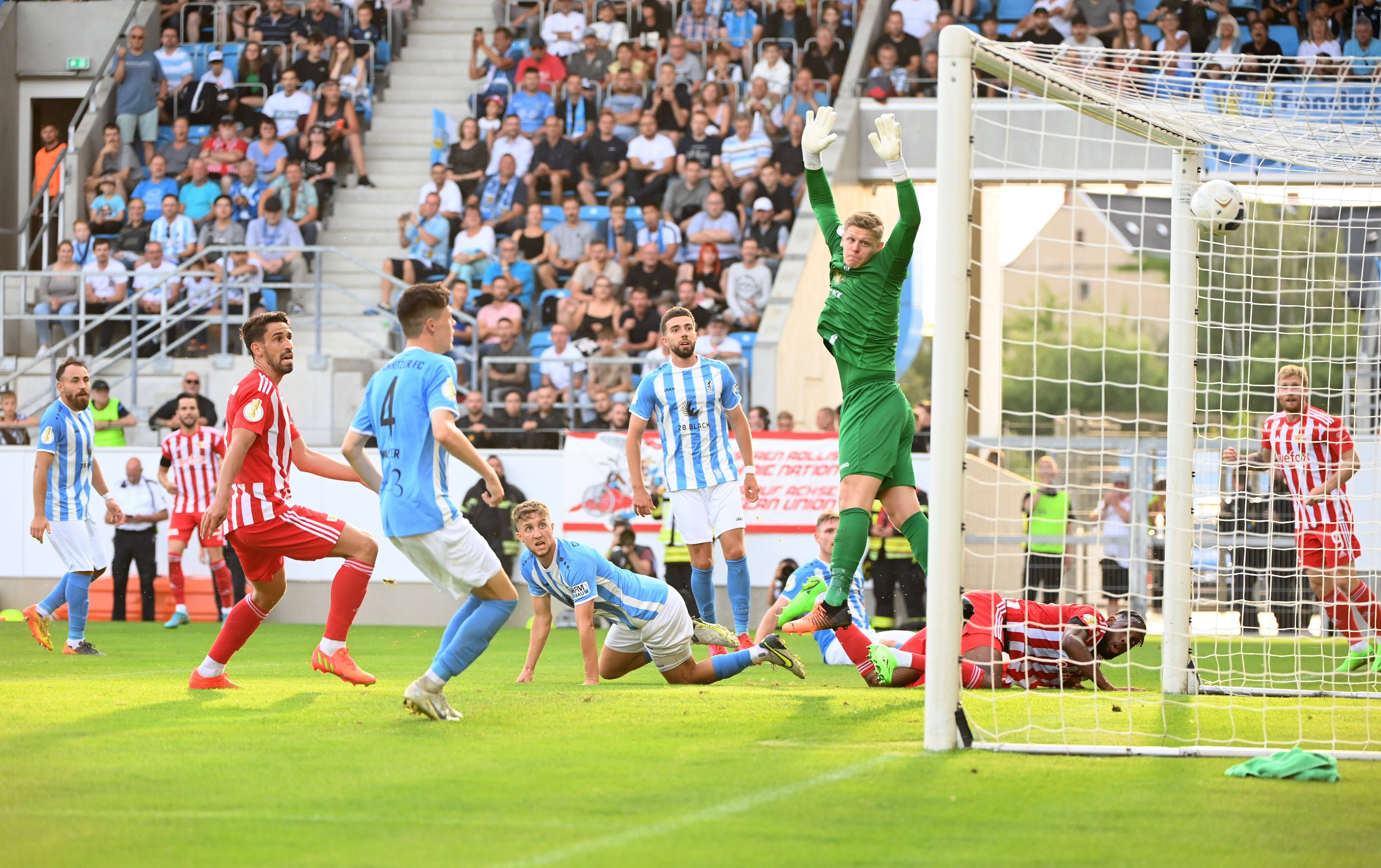 Jordan Siebatcheu und Kevin Behrens bewahren den 1. FC Union vor einer Pokal-Blamage